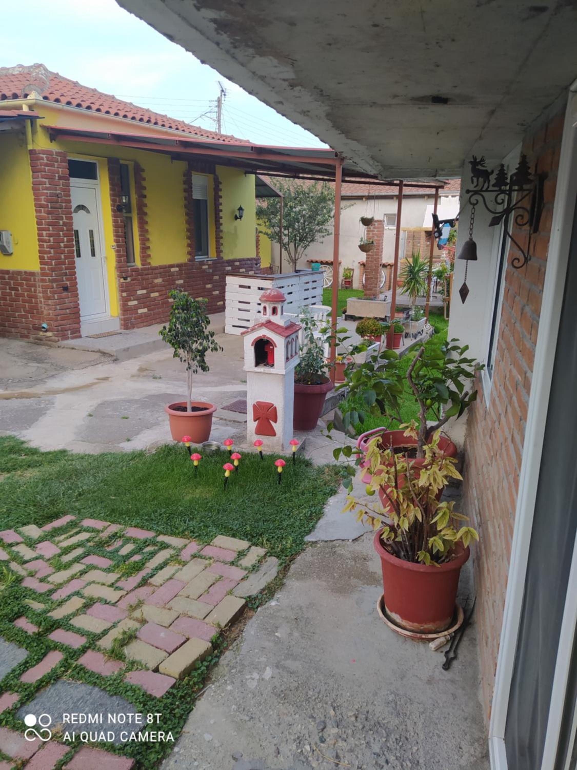 Photo 9