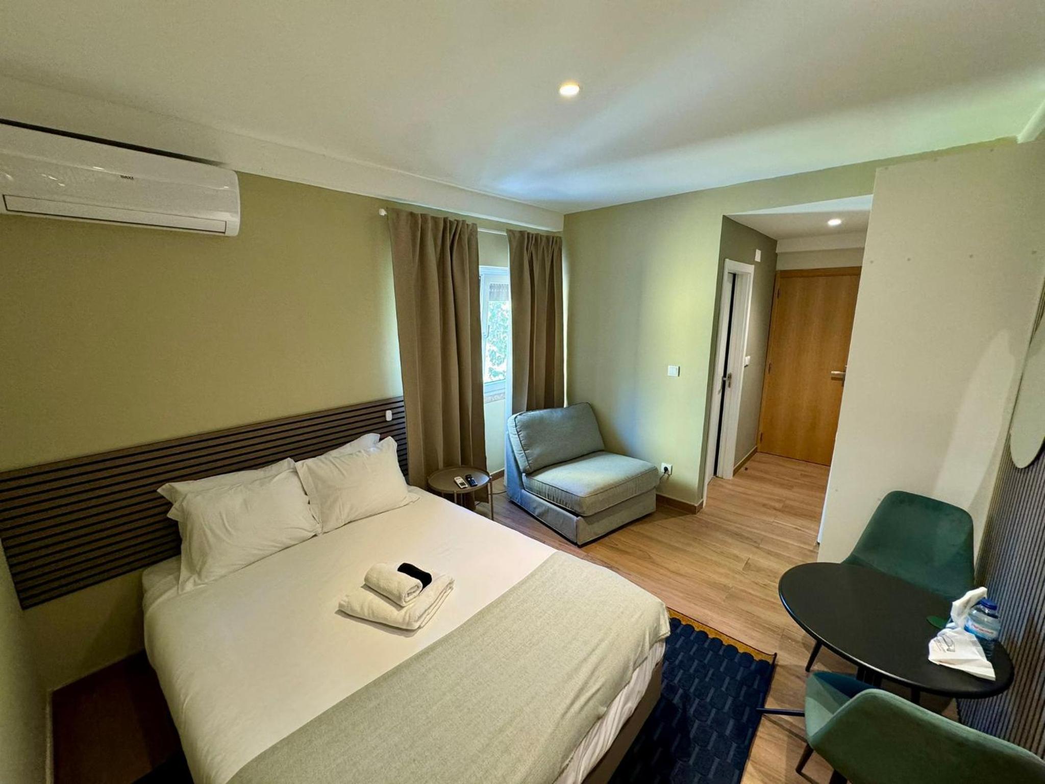 Lovely studio fully equipped near subway N7