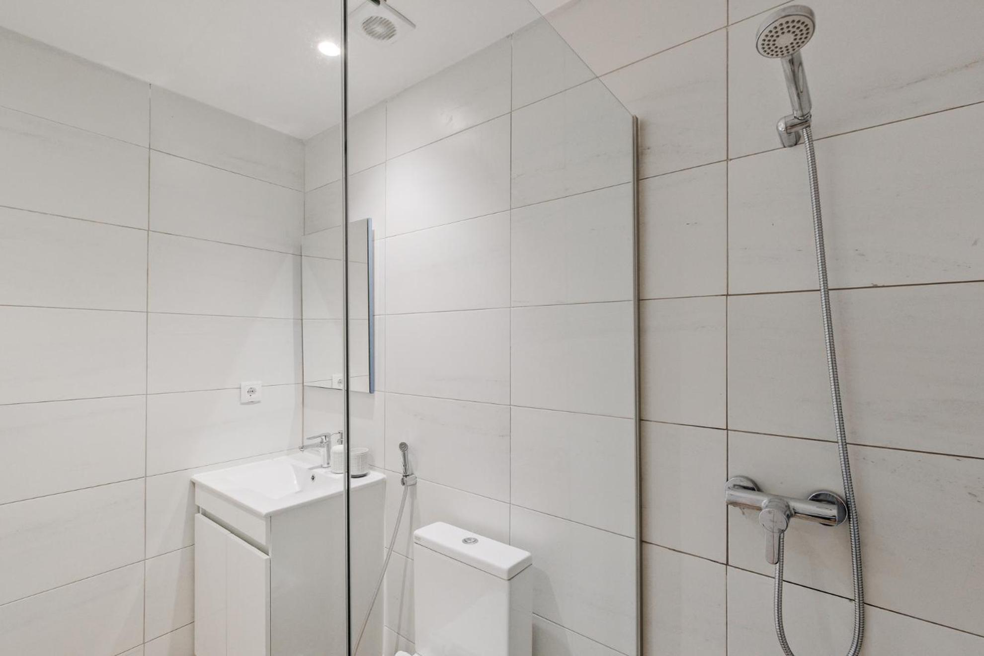 Lovely studio fully equipped near subway N7