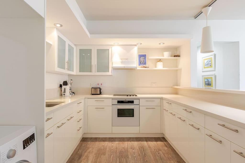 Agia Napa three bedroom modern flat