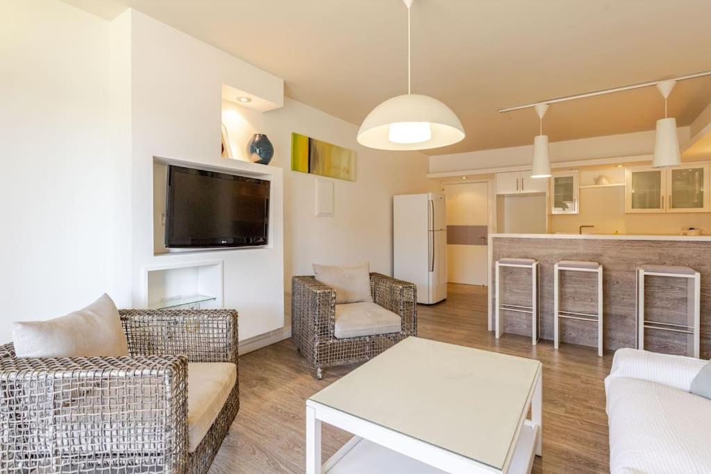 Agia Napa three bedroom modern flat