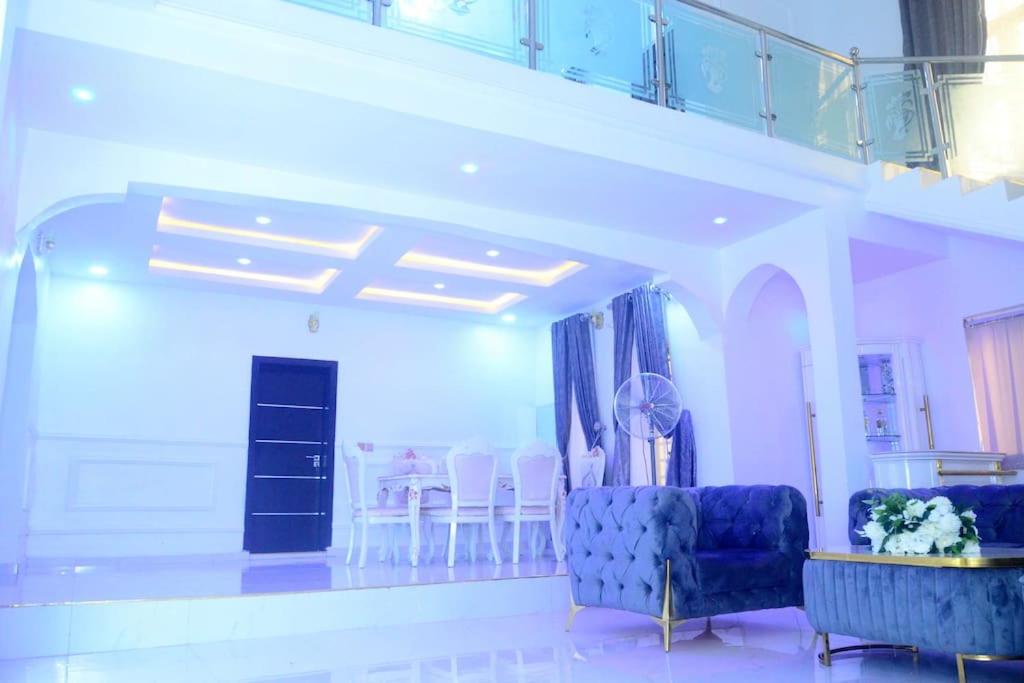 ENIS Homes
