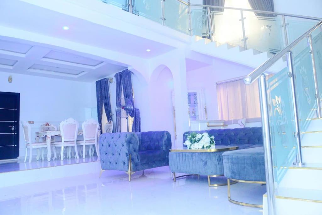 ENIS Homes