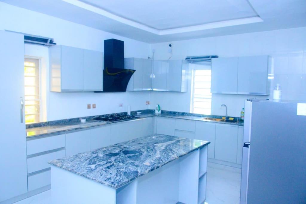 ENIS Homes