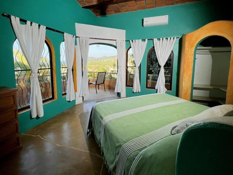 Sayulita Mexican Retreat - 3BR - Ocean & Mountain Views, Great Location, WifI view 5