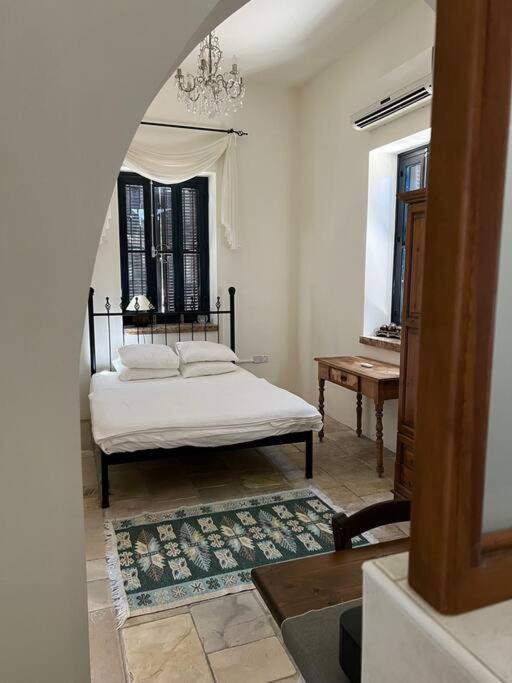 Cozy 2-Bedroom Cyprus Retreat