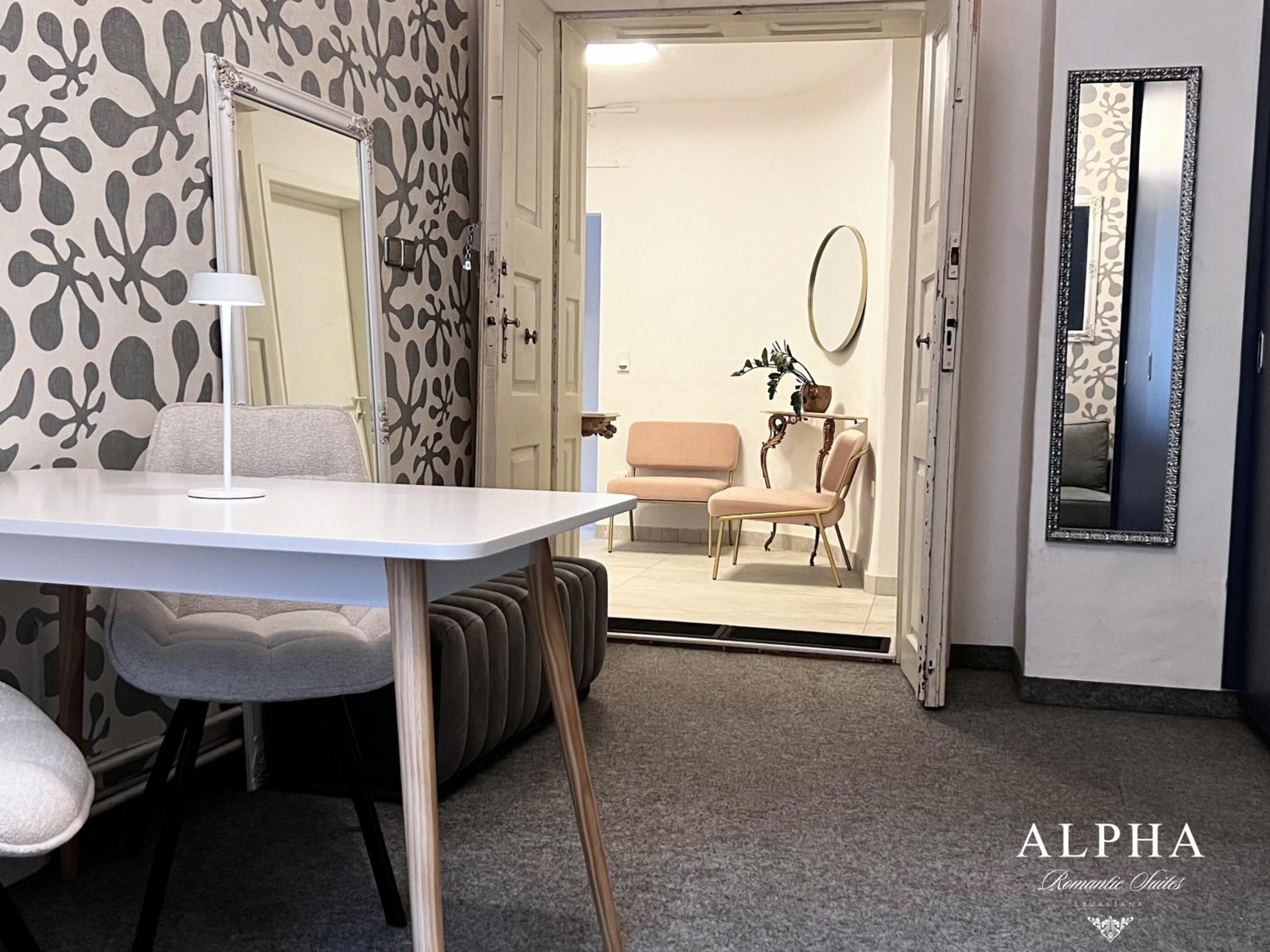 Alpha Romantic Suites Ljubljana