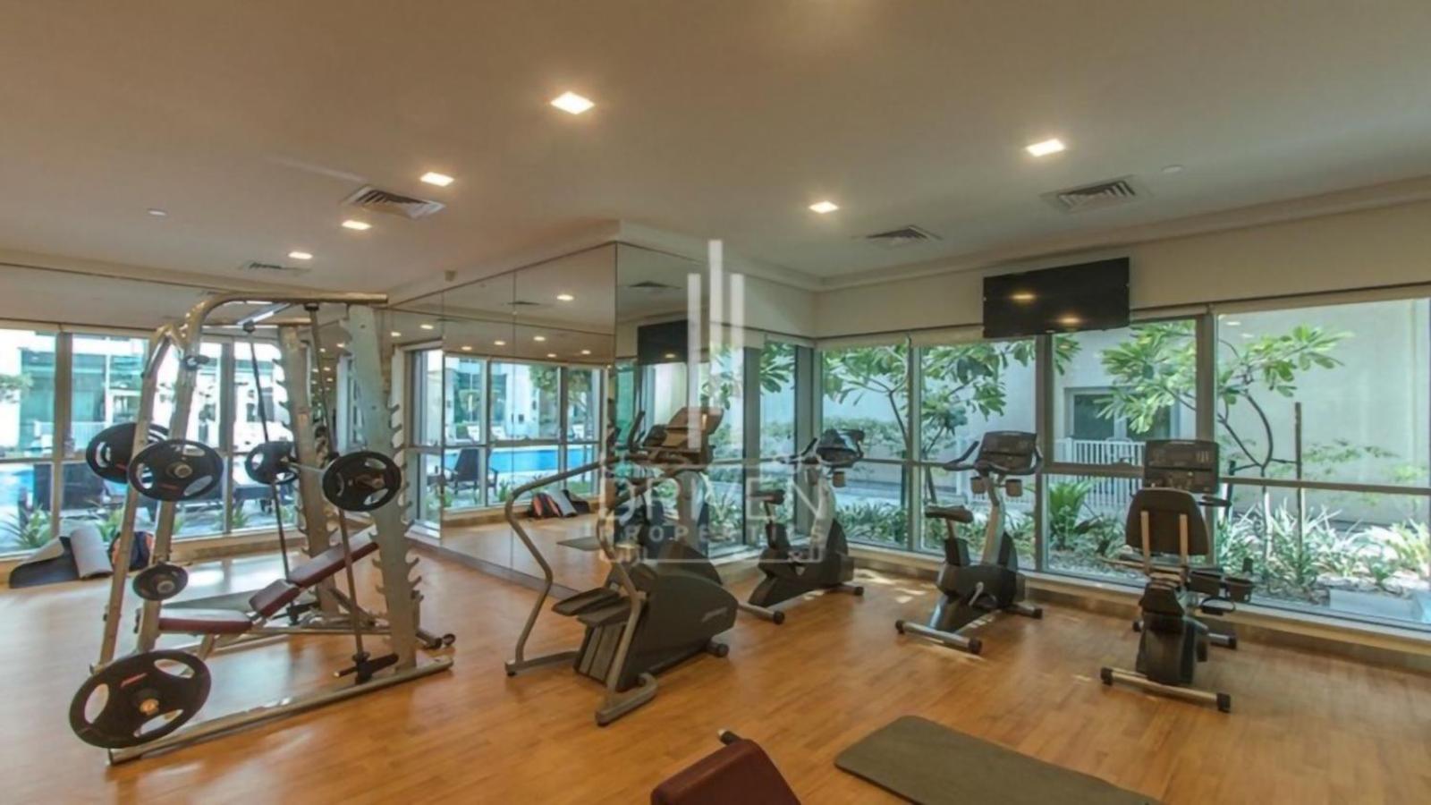 Dream Inn Apartments- Boulevard Heights