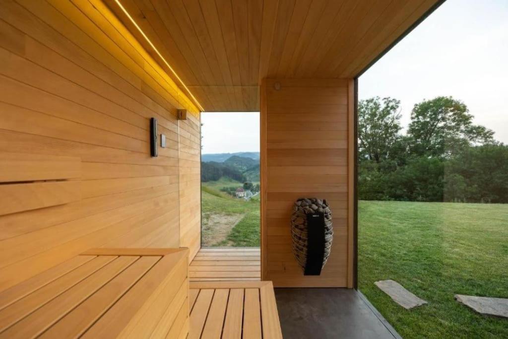 Wellnessen im Naturparadies nahe der südsteirischen Weinstraße - mit privater Panoramasauna & Whirlpool