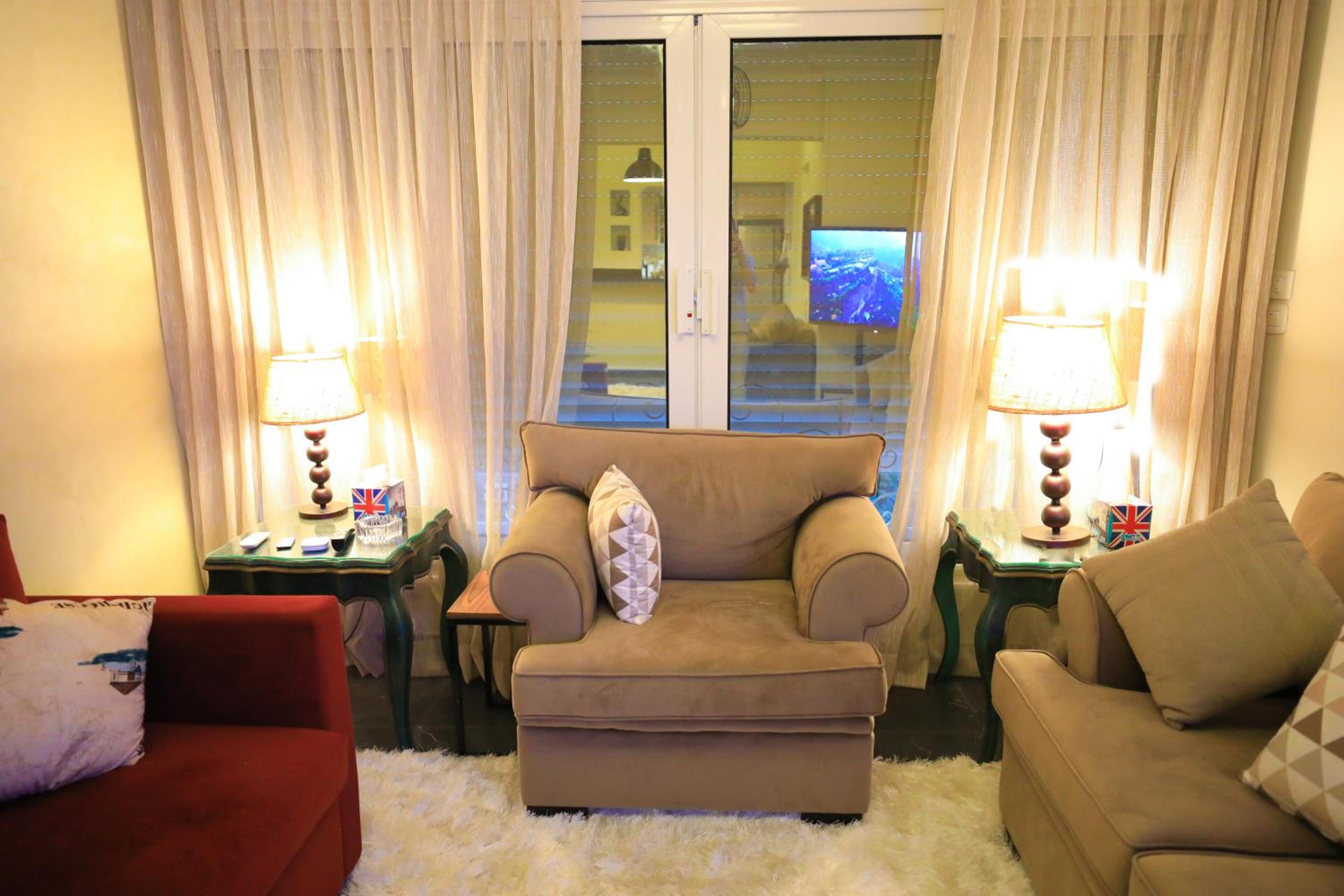 Chill out, An Atmosphere of Sophistication Awaits You