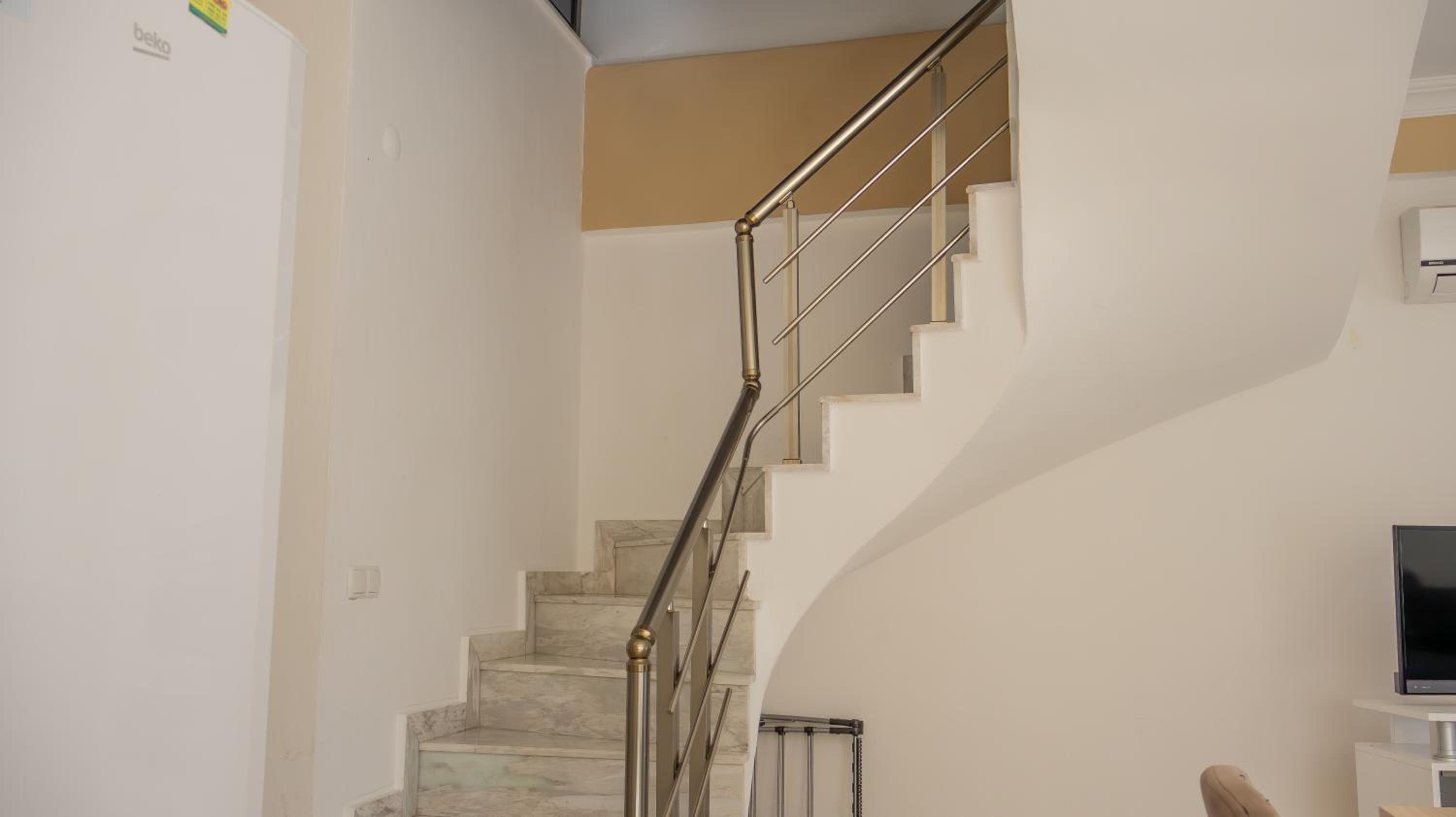 Güden-Pearl - Image 221