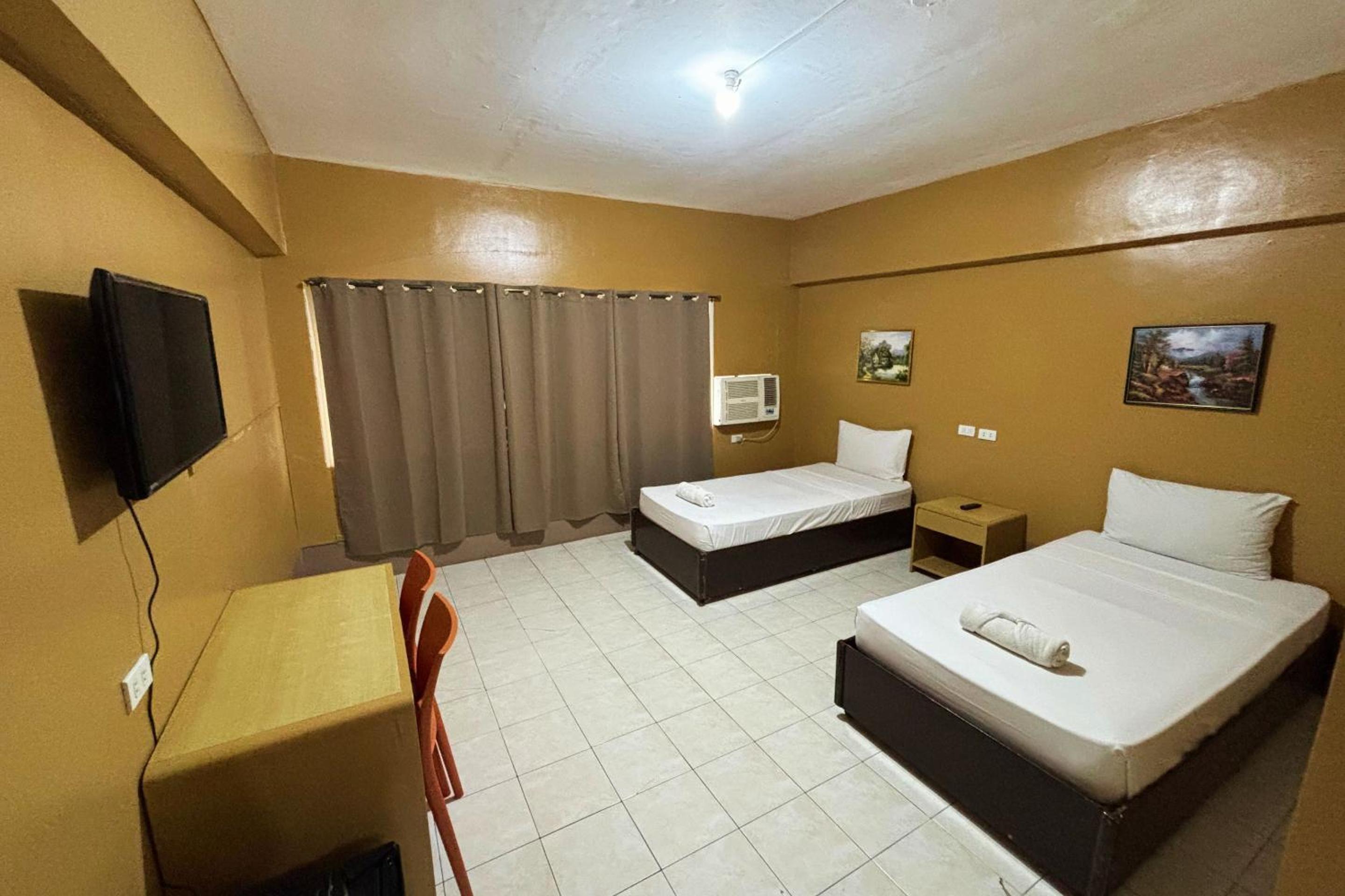 Doña Mercedes Hostel