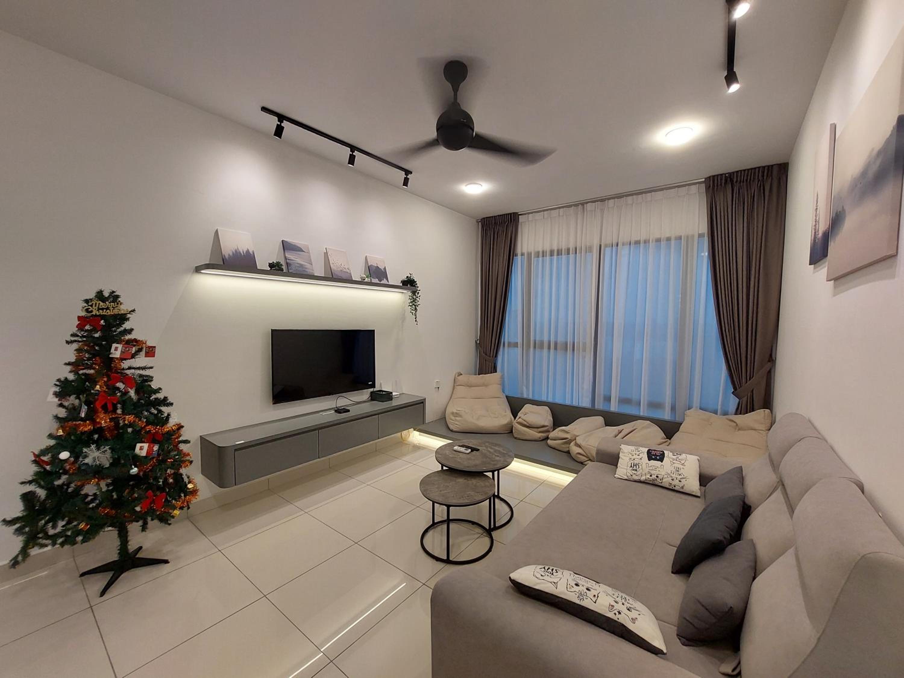 Midvalley Southkey Mosaic Greyline Residence JB CIQ 2BR 8pax