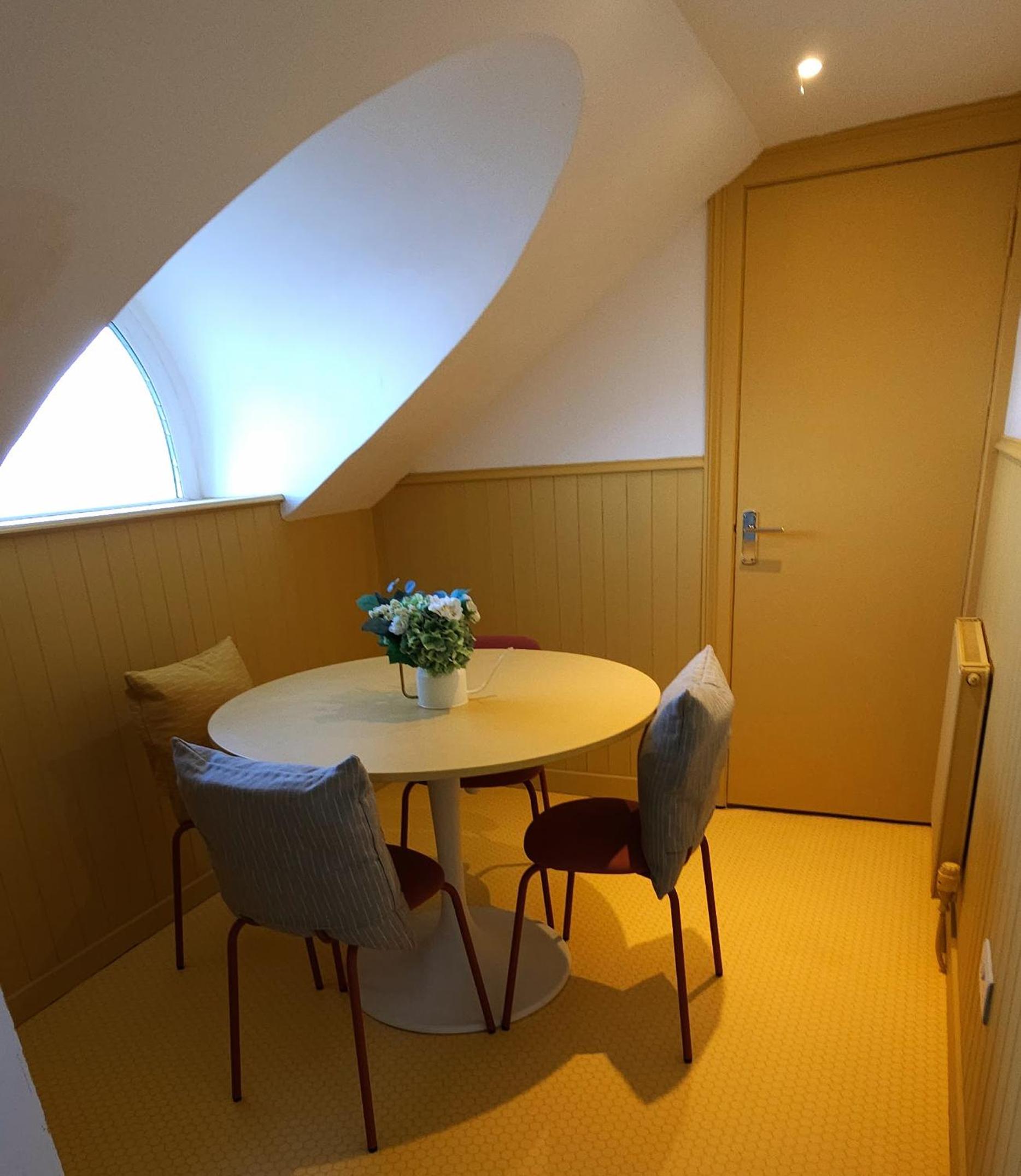 Boat House Super Suites