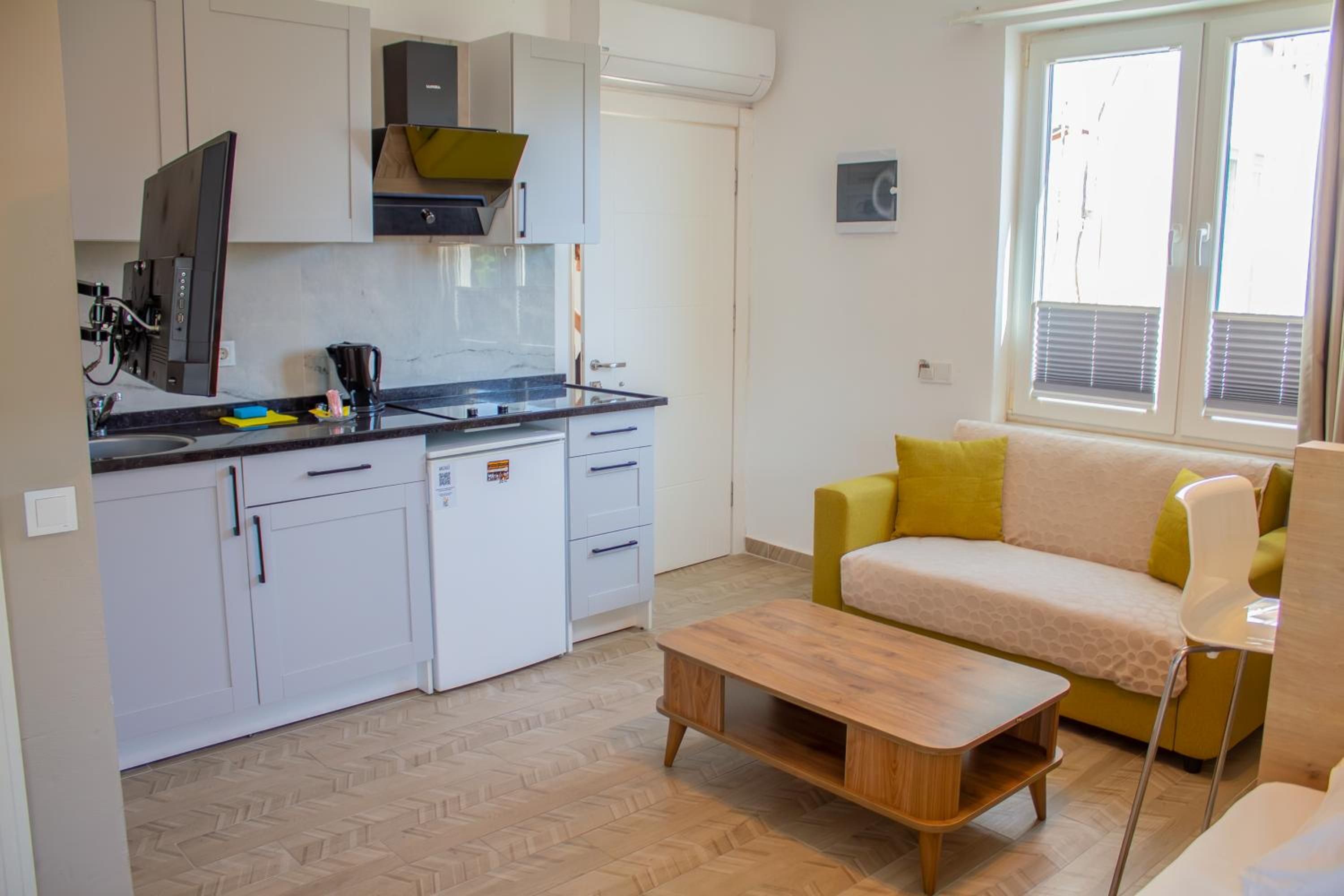 Güden-Pearl - Image 154