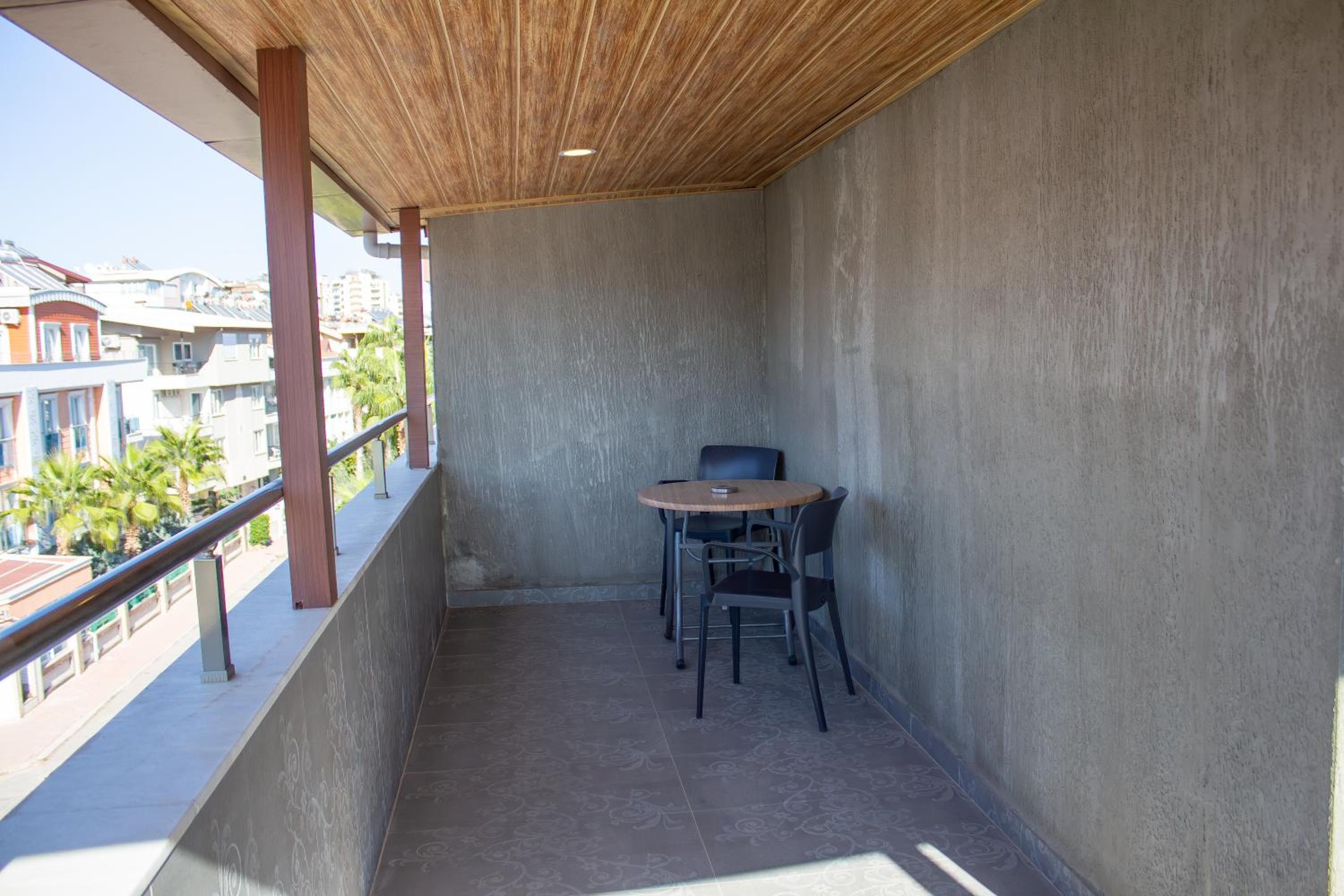 Güden-Pearl - Image 158