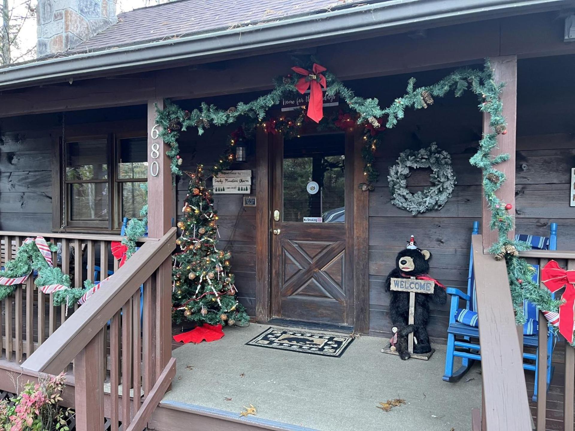 ER107 - Smoky Mountain Charm - Great Location! Close To Town! cabin view 3