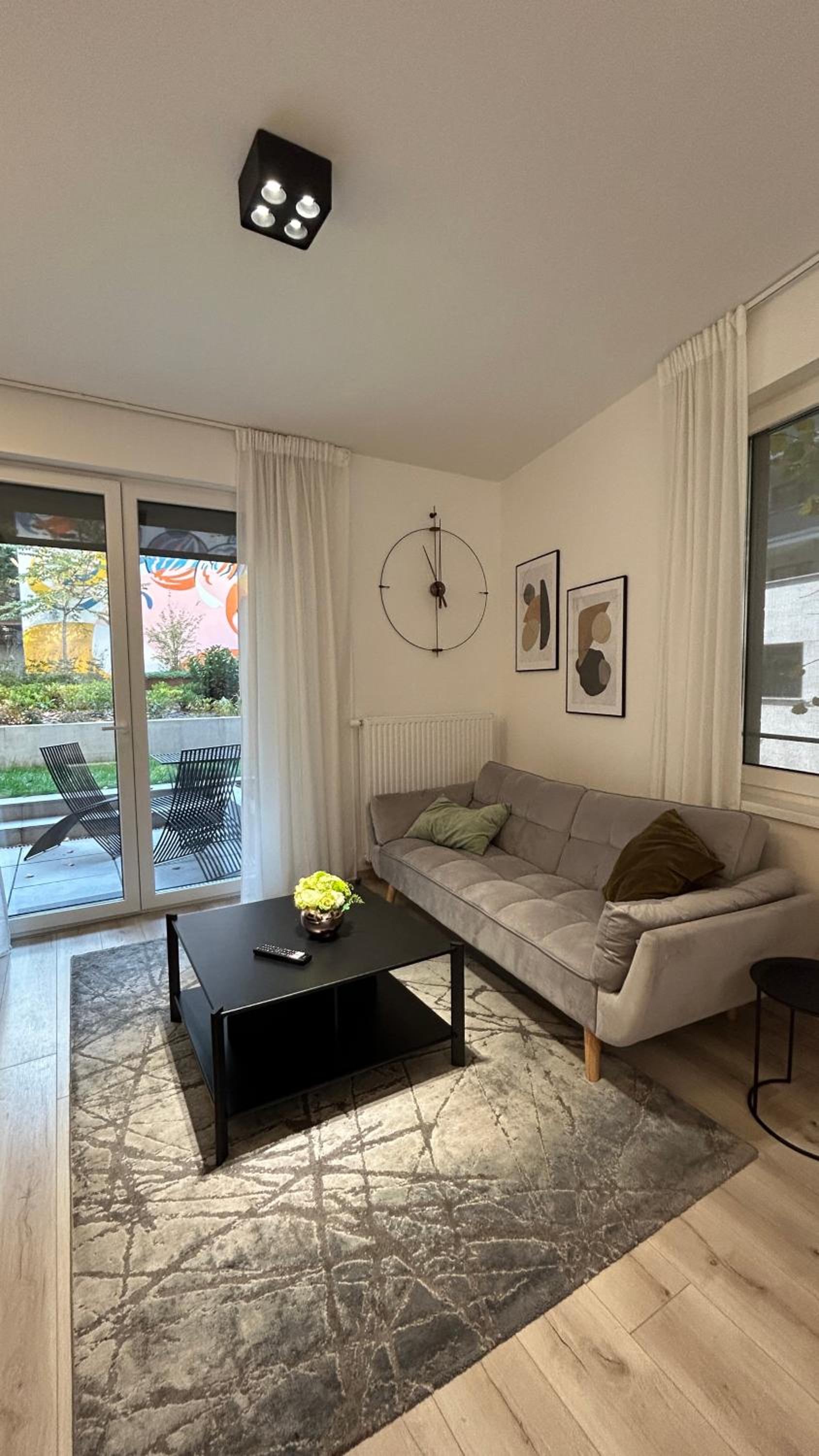 LemonNing Condo