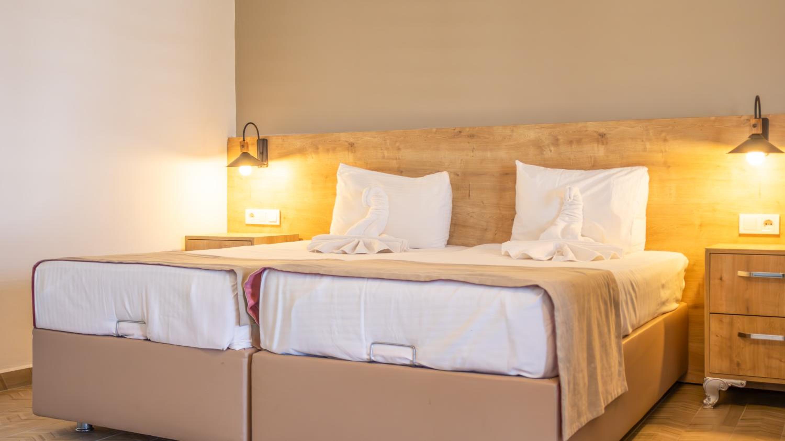 Güden-Pearl - Image 164