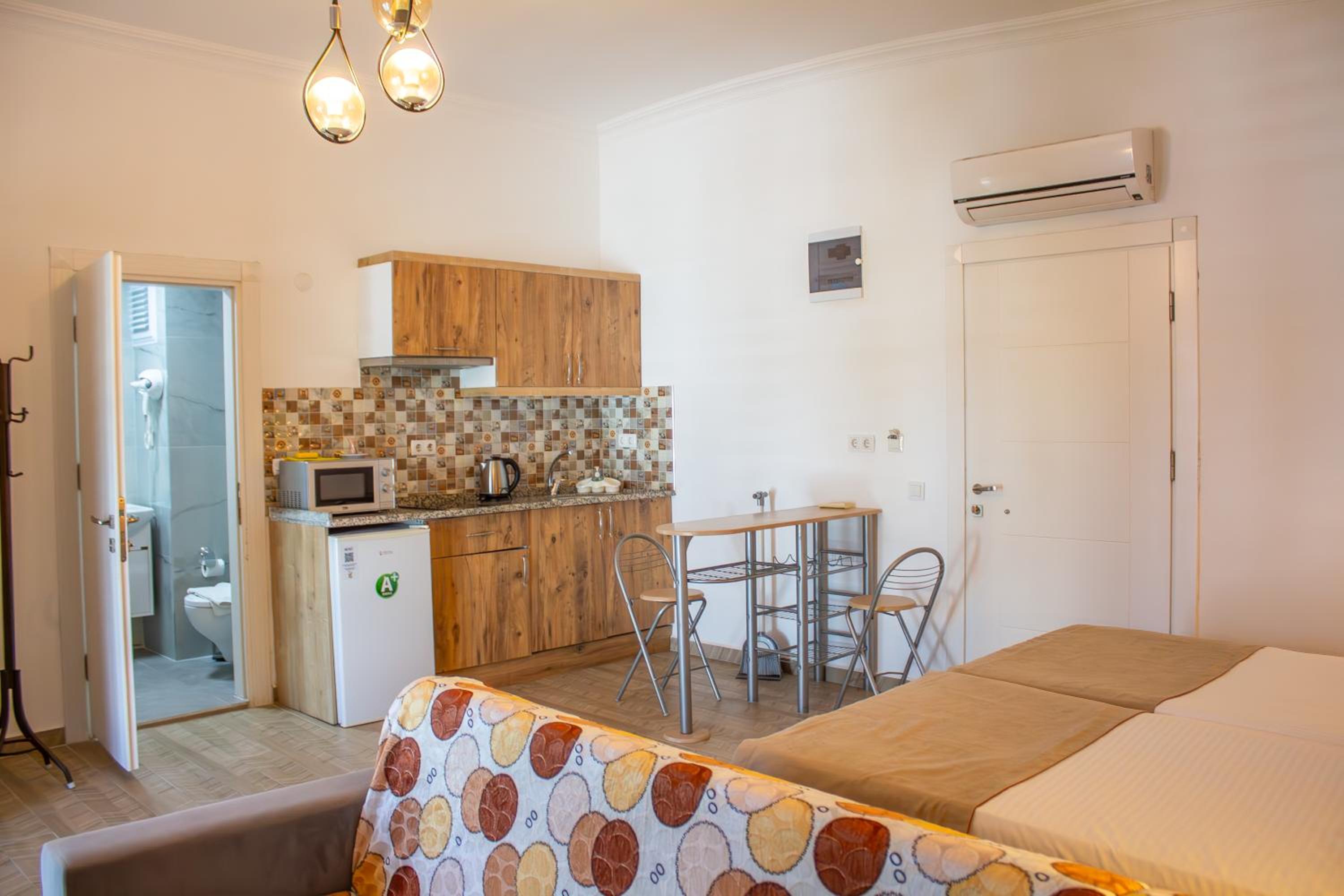 Güden-Pearl - Image 165