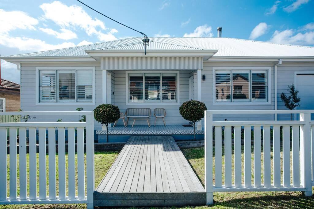 Family Friendly Home by the Lake