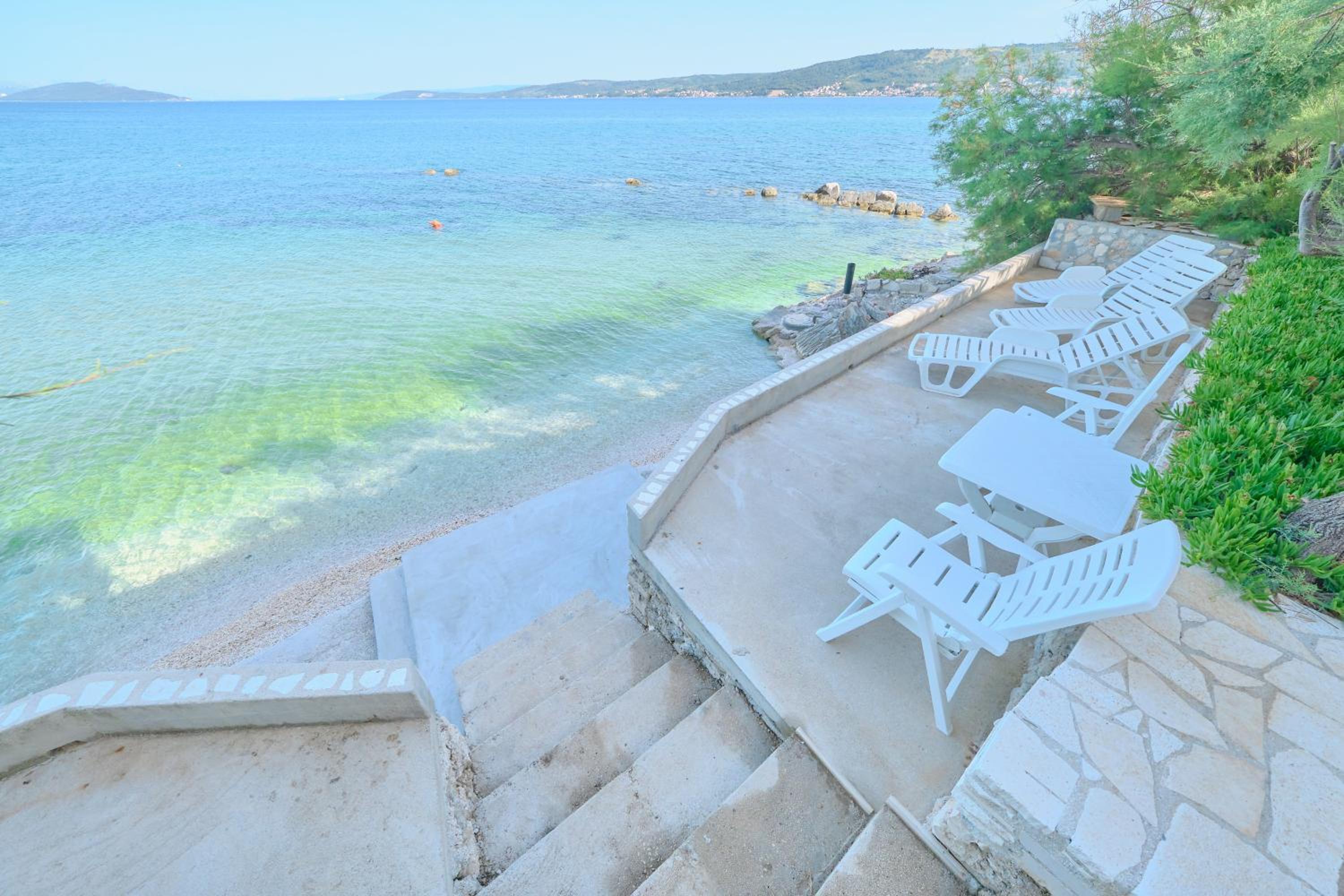 Beachfront villa Mihovil with direct beach access