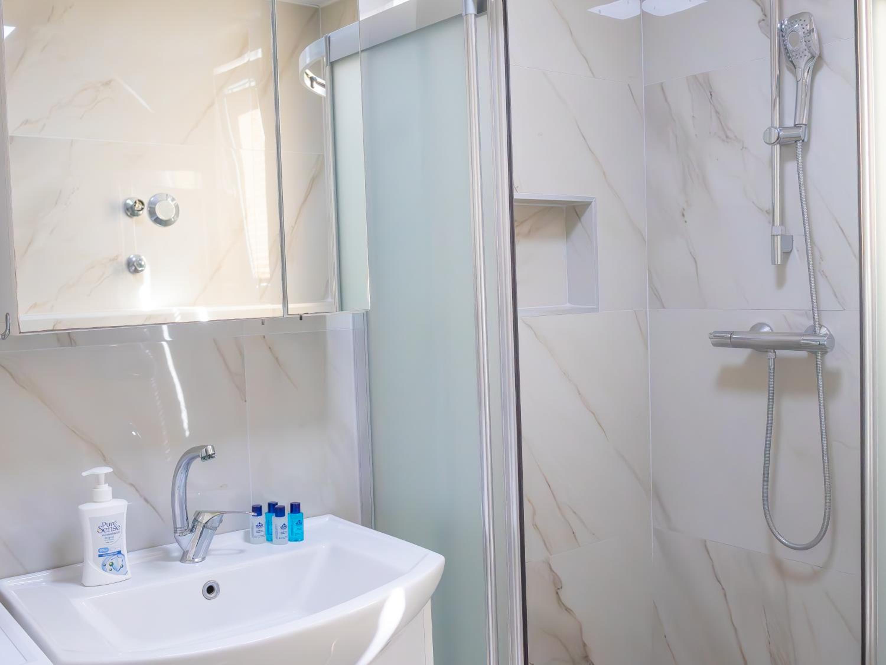 Güden-Pearl - Image 65