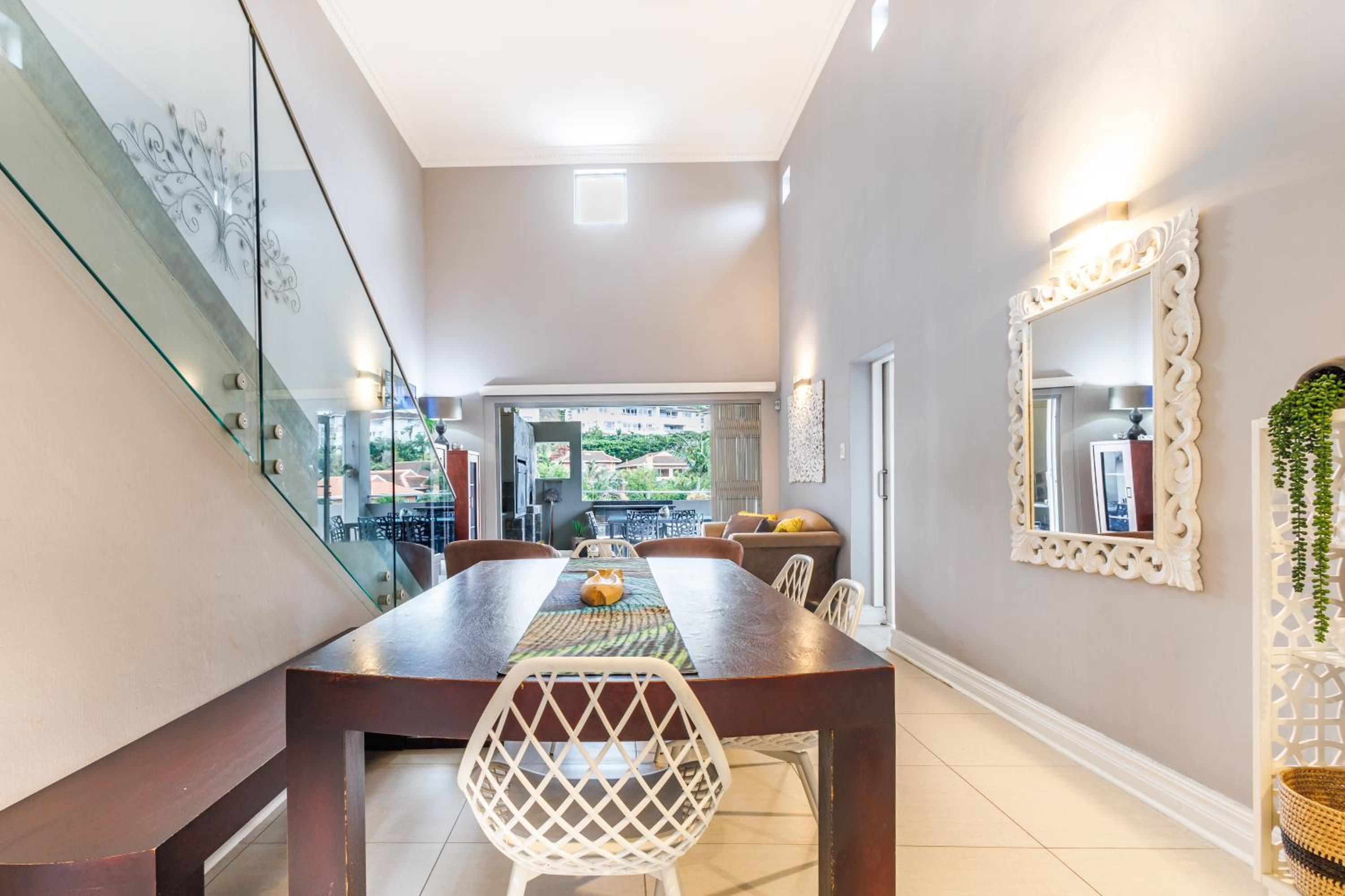 Beachside Escape in Ballito - Pizza Oven, Pool, Back - Up Power view 4