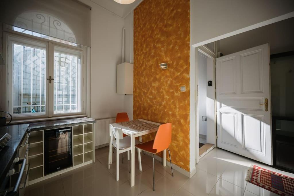 Your Dream Home at Váci street view 2