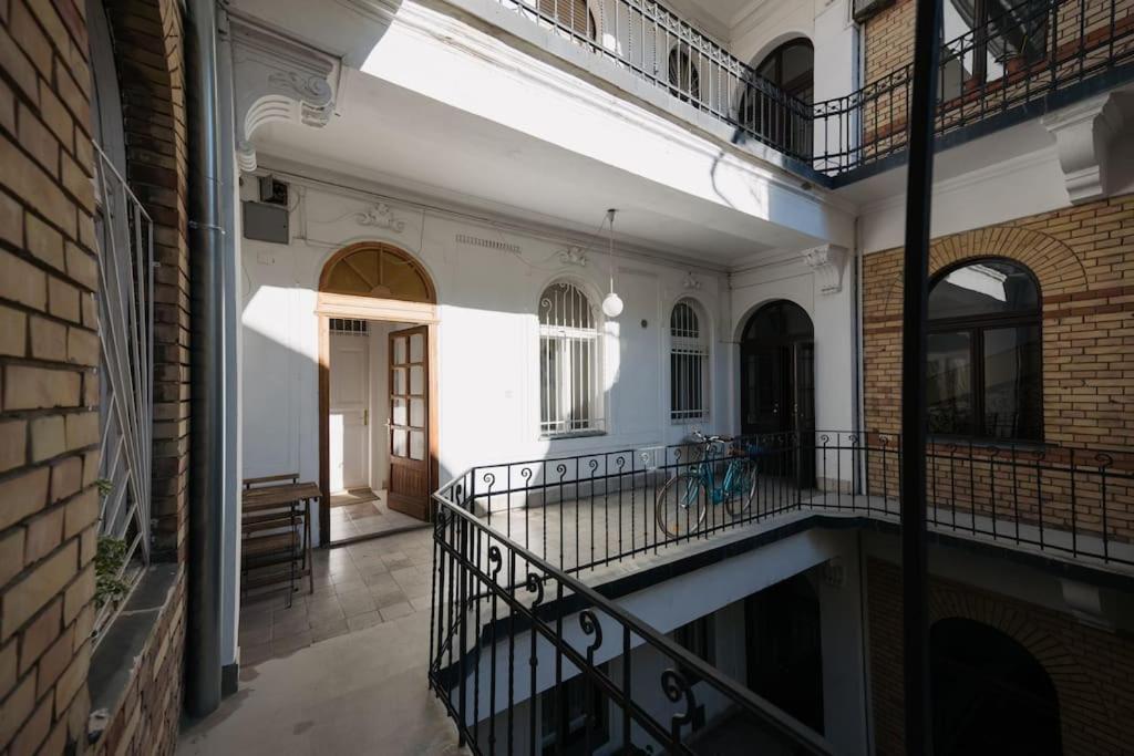 Your Dream Home at Váci street view 4