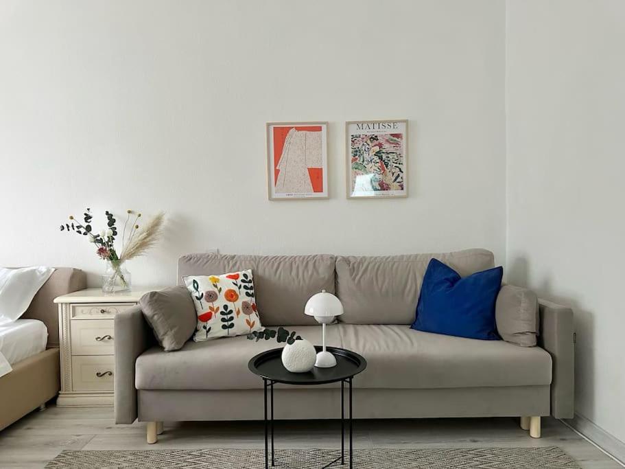 Cozy apartment in Almaty on Tole bi view 2