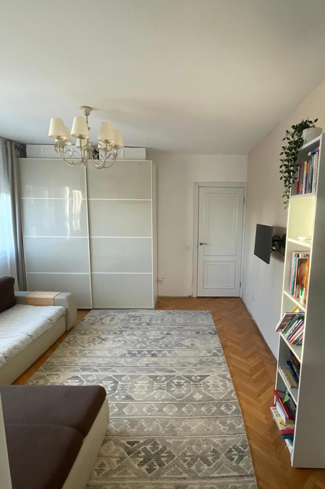 Central Palace View Apartment