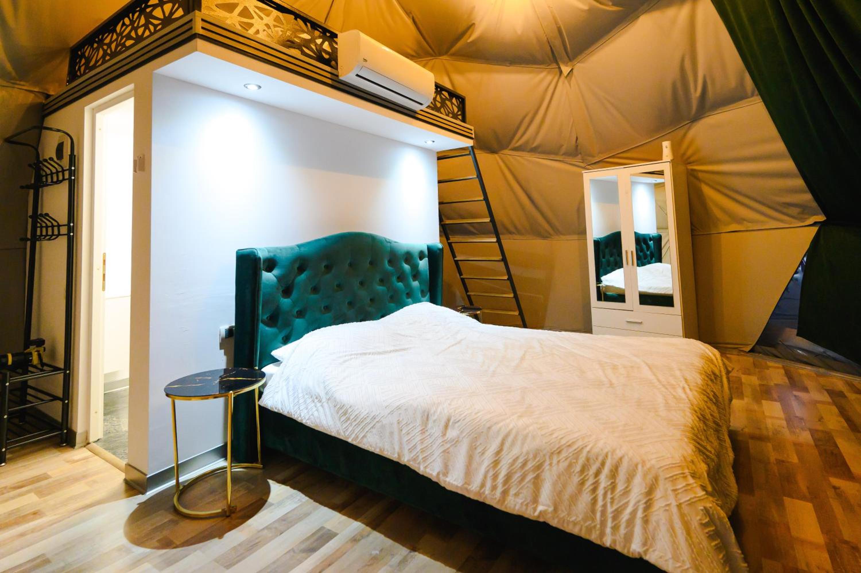 Sun Garden Glamping Domes