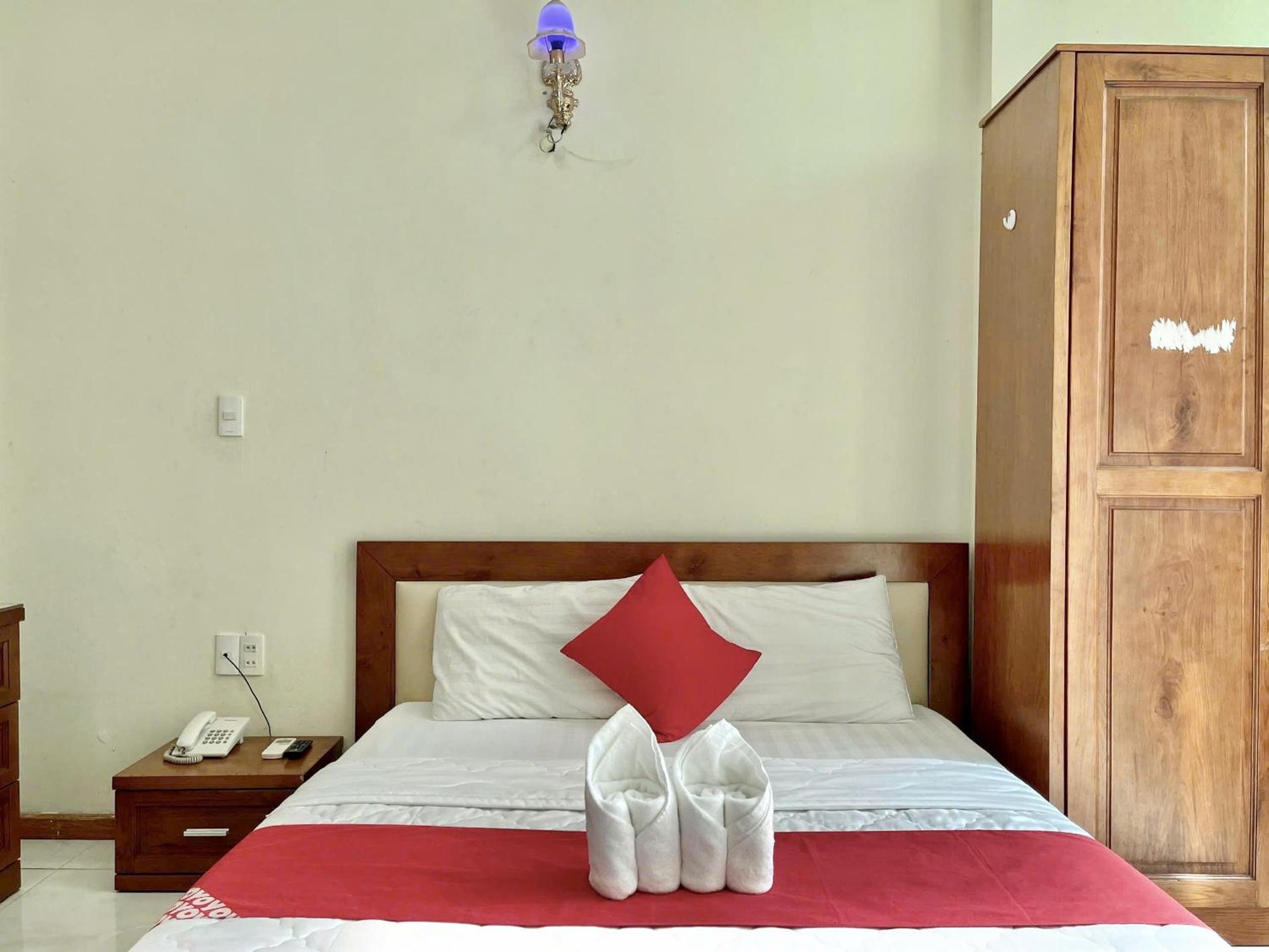 Như Ý Hotel
