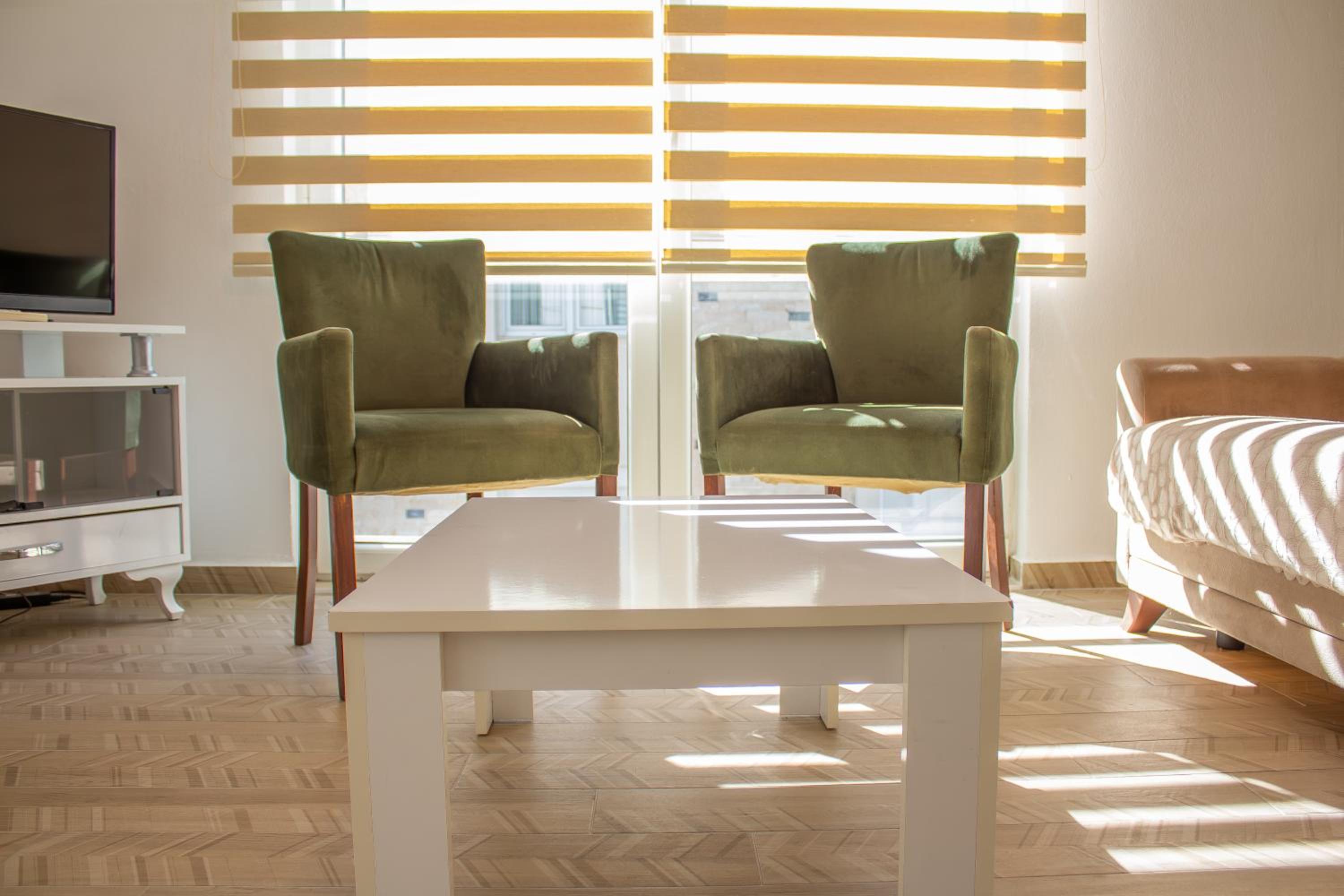 Güden-Pearl - Image 167