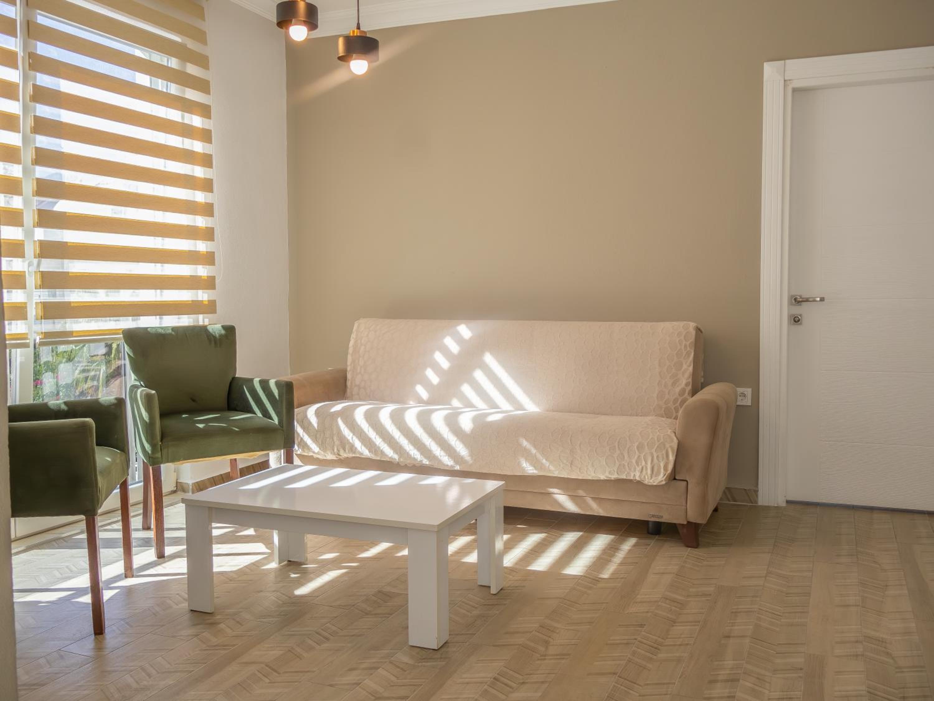 Güden-Pearl - Image 171