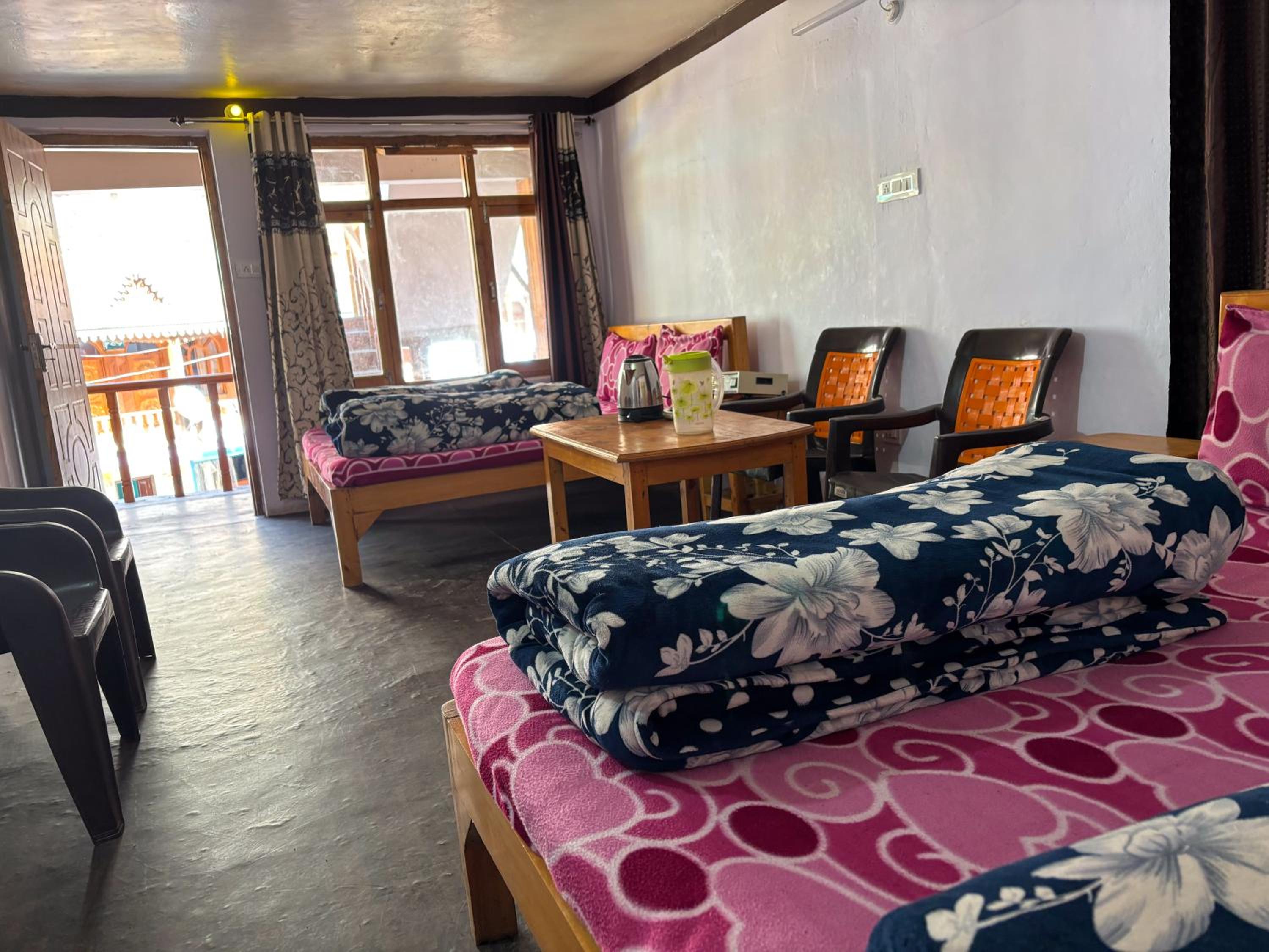 Aditi guest House Dharali harsil