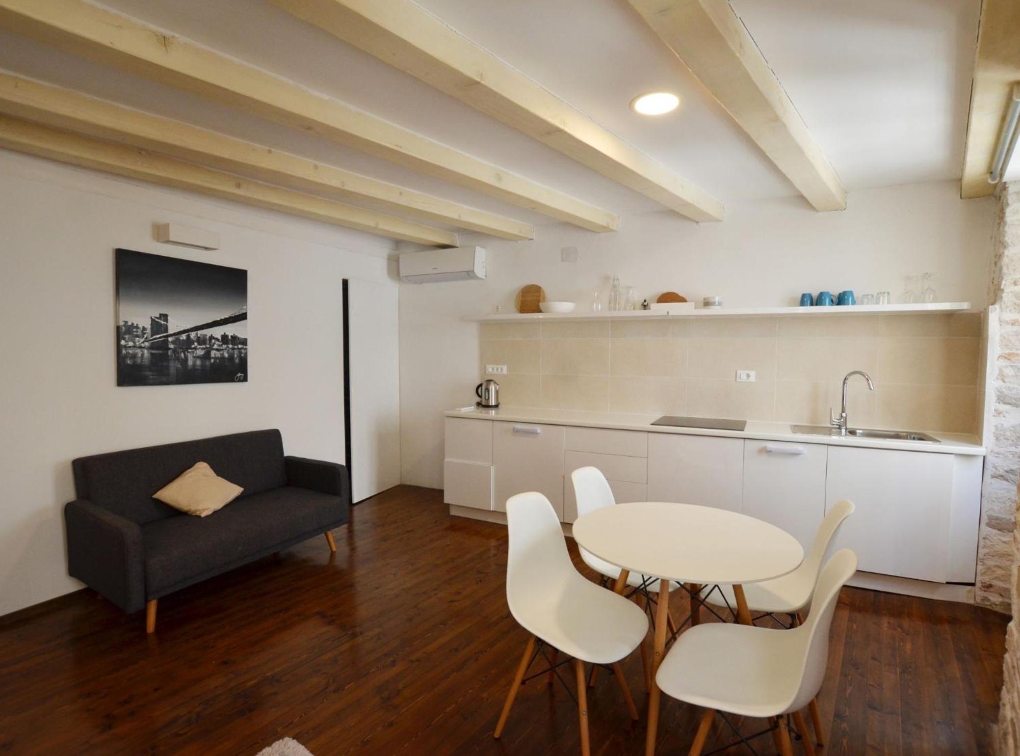 Trendy and Chic Rovinj Downtown Apartments view 3