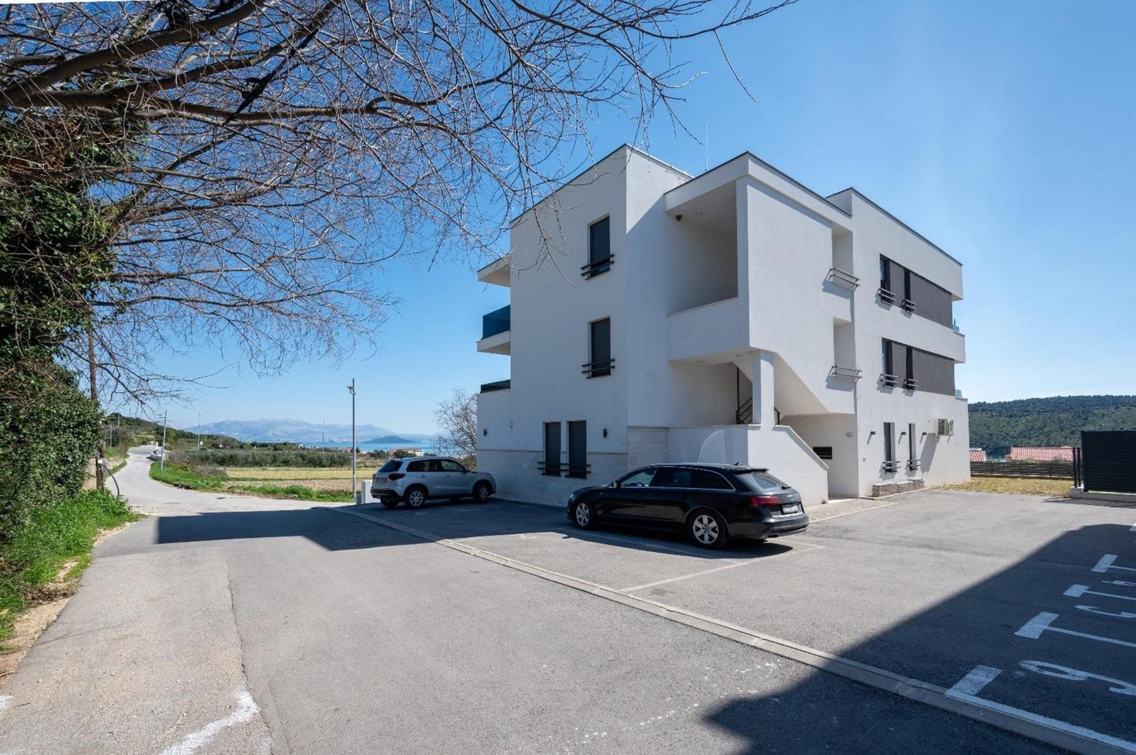 Exquisite and Stylish Apartment Trogir
