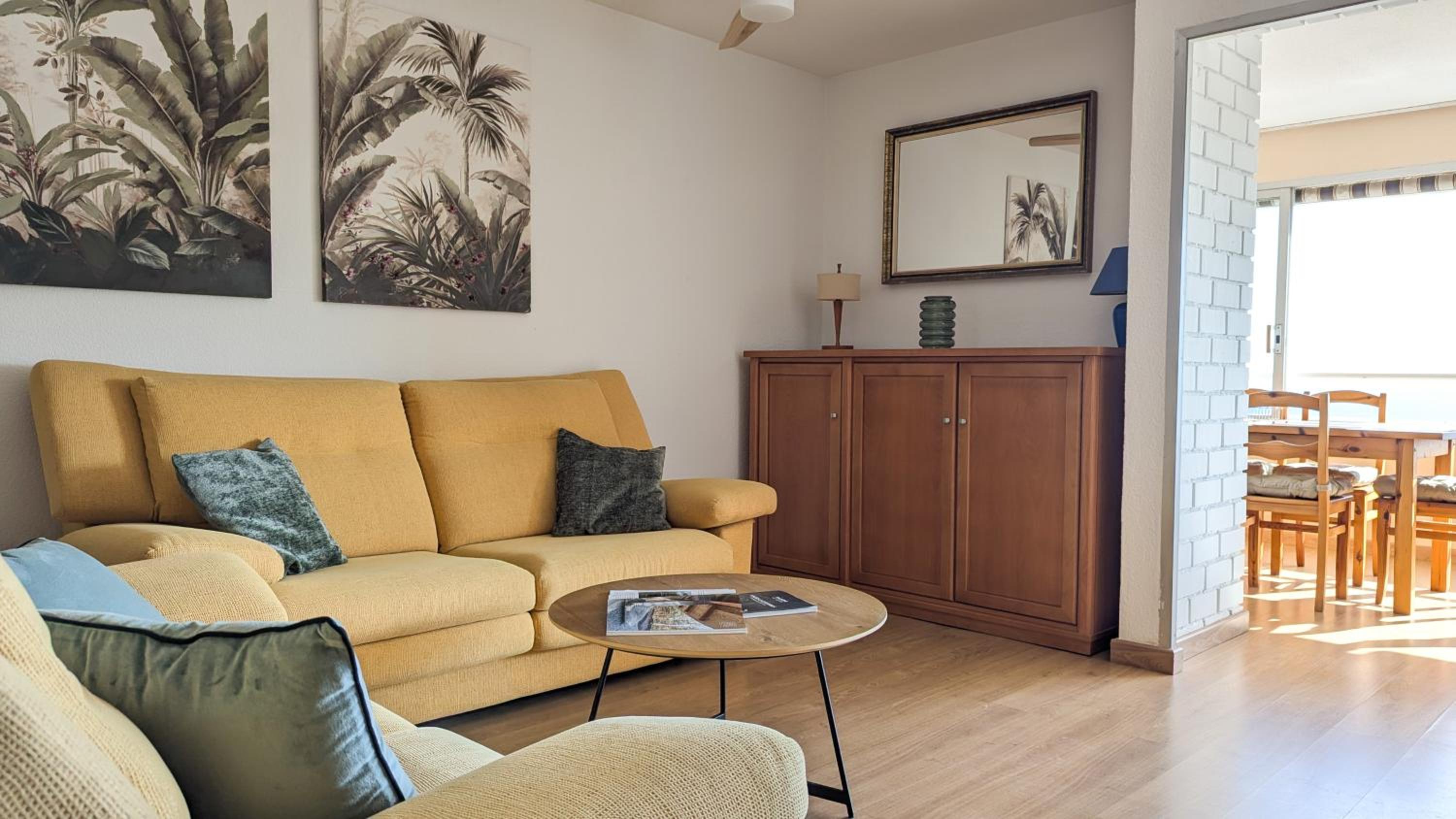 COBLANCA blue sky apartment