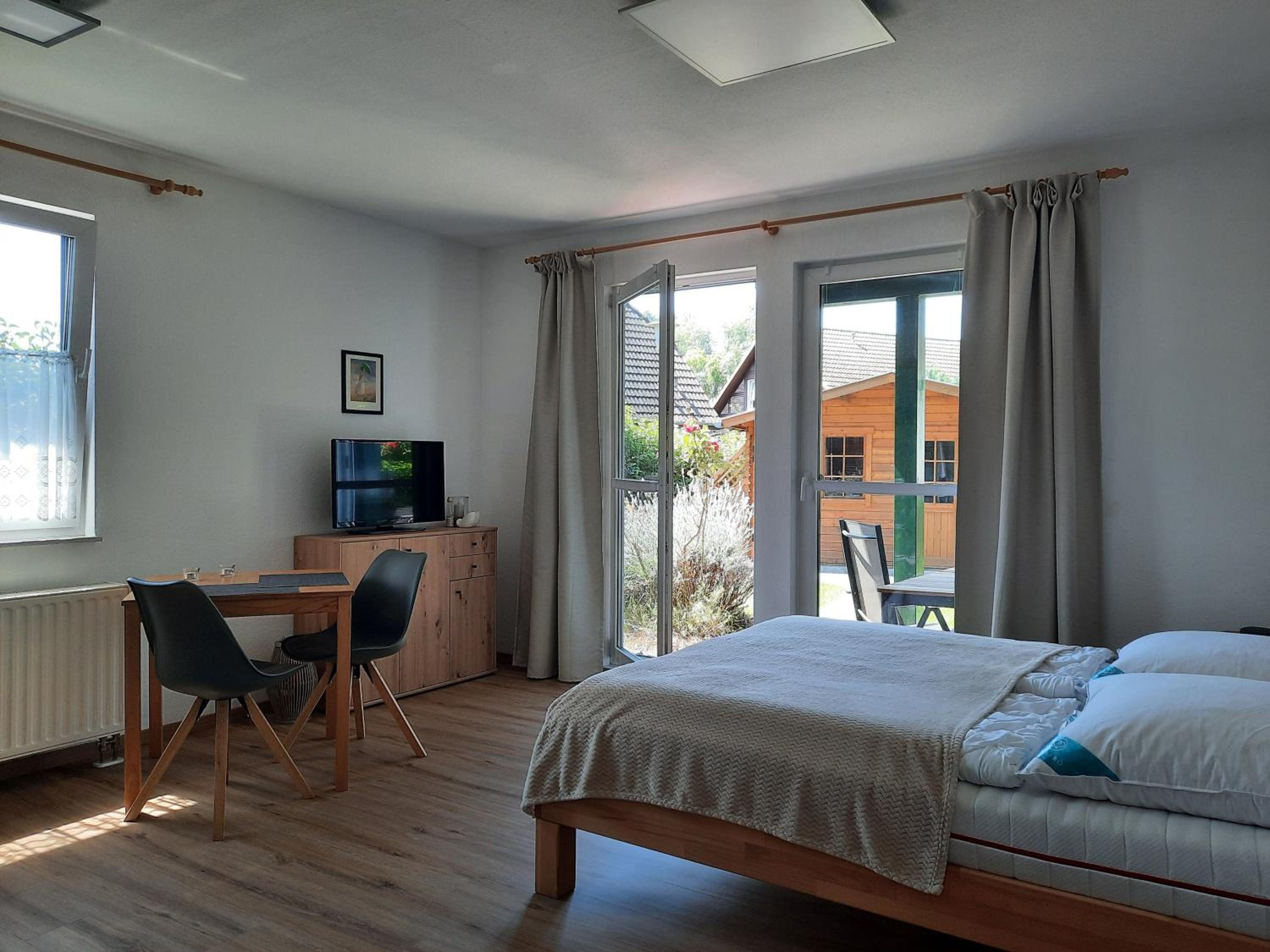 Ferienhaus Sasse Ferienwohnungen mit Garten & Grill