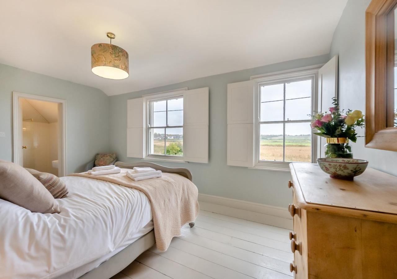 4 Bed in Southwold oc-hskimm