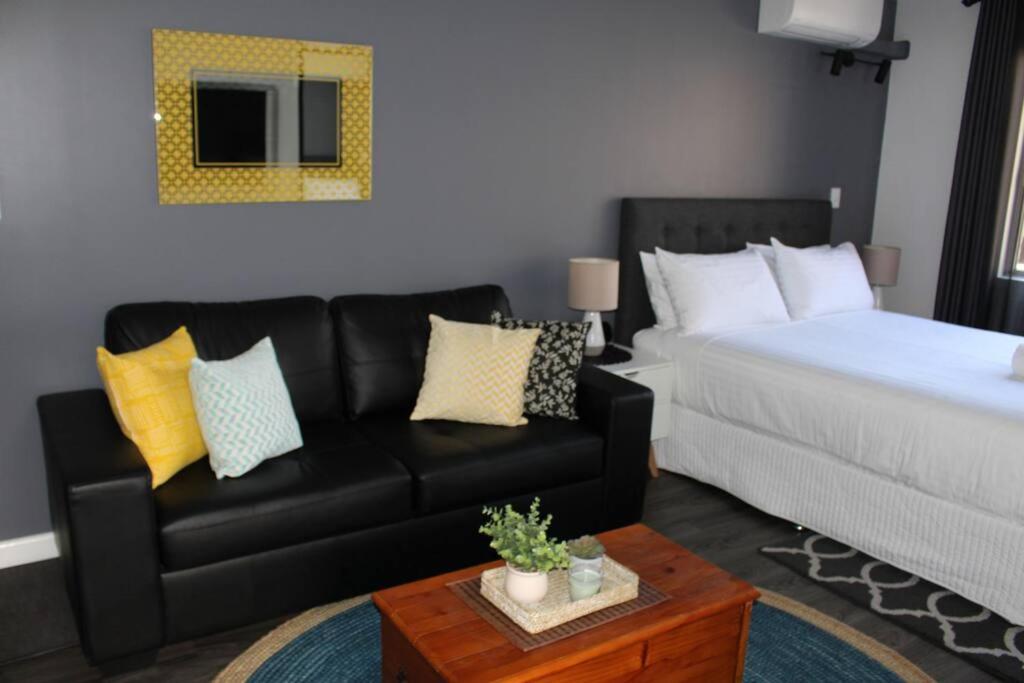 Studio 23 - City Pad with Free Parking
