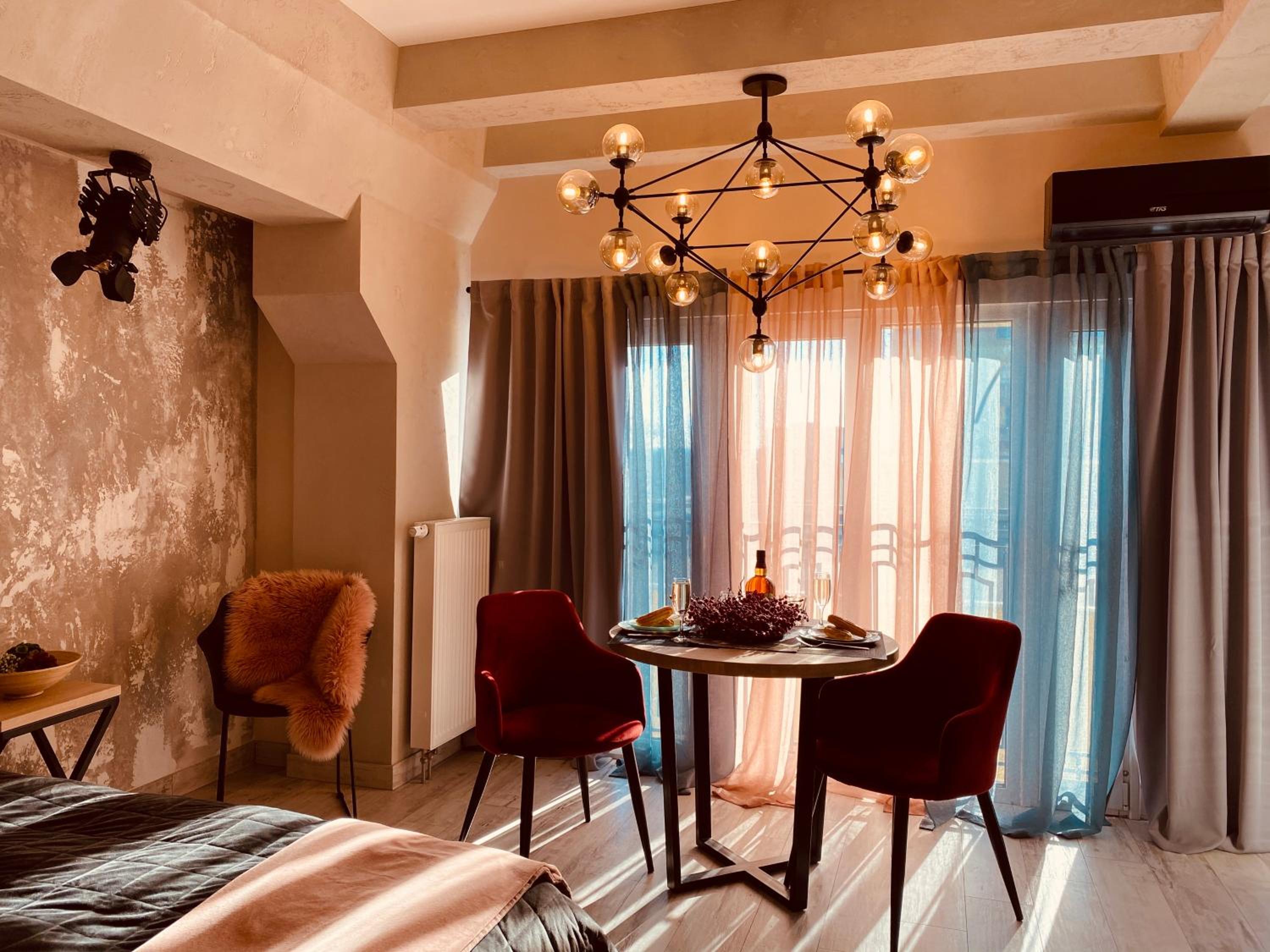 Studio lux Loft on Victory street in the City Center view 2
