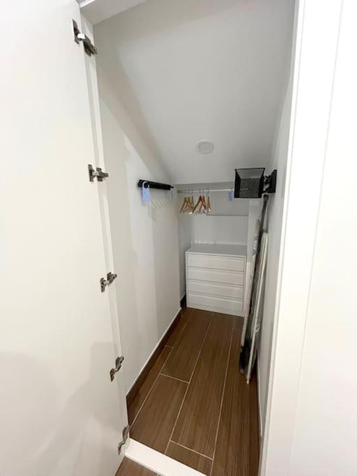 Apartamento Barajas-aeropuerto Mercurio B photo 2
