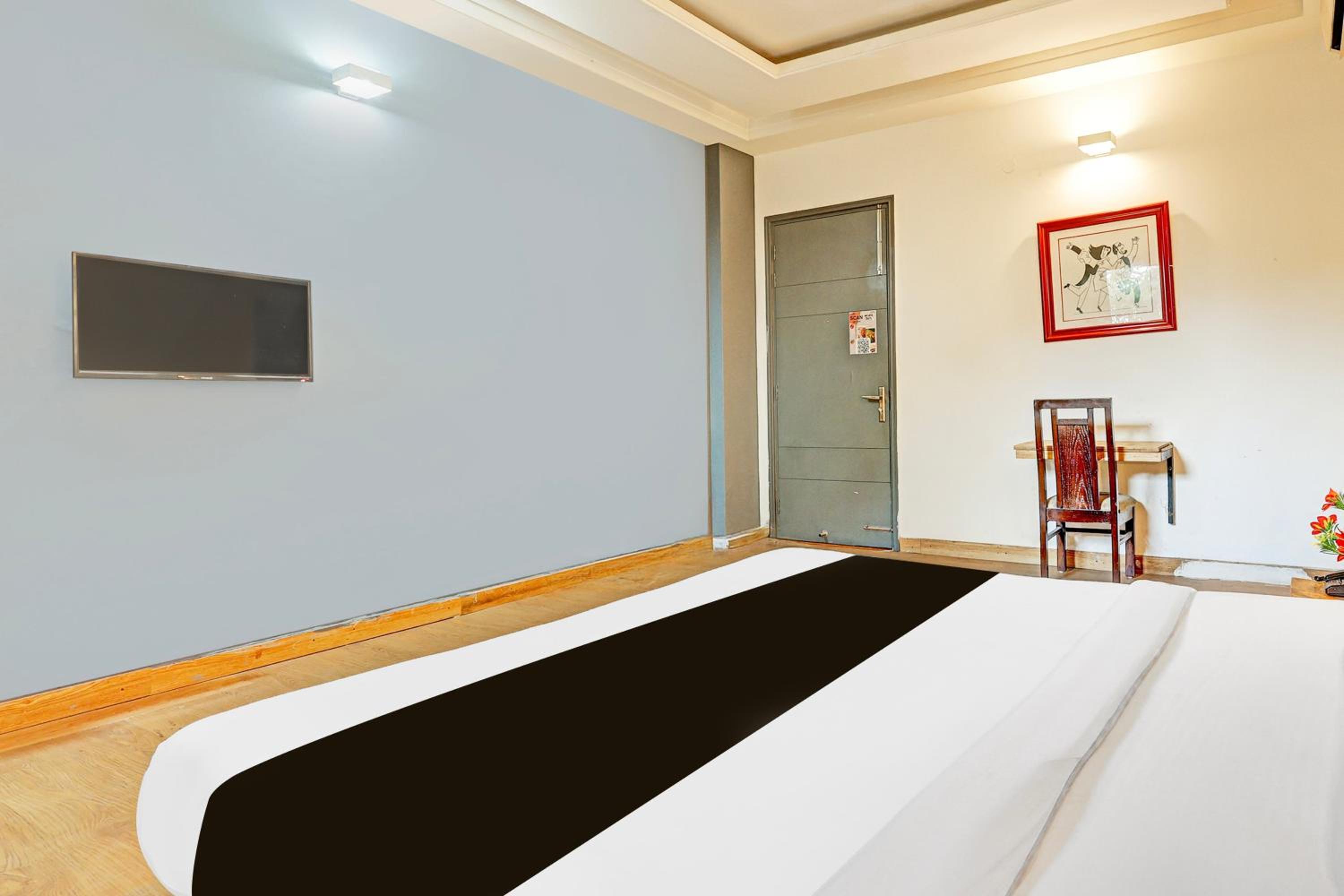 Super Townhouse Sector 49 Sohna Road