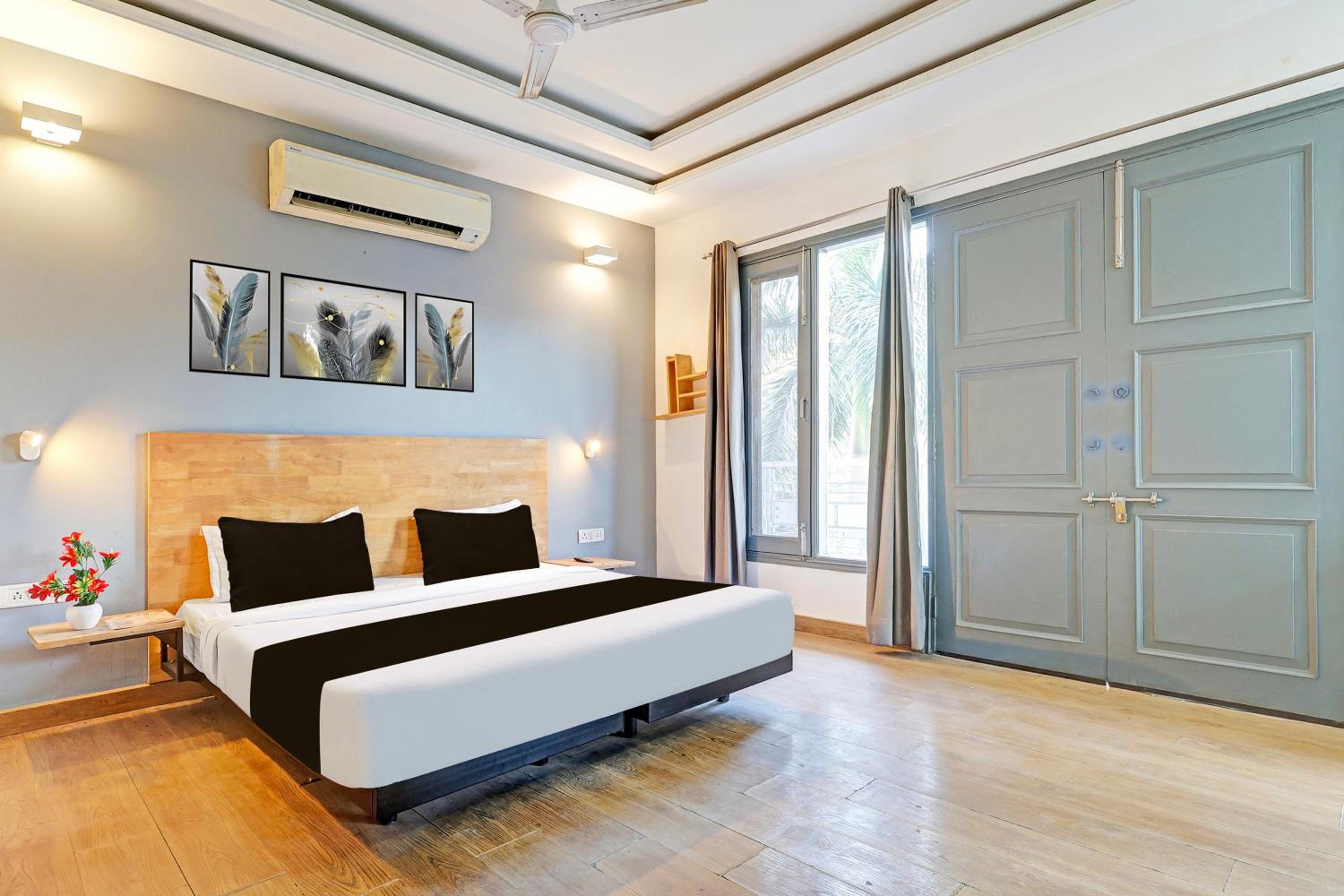 Super Townhouse Sector 49 Sohna Road