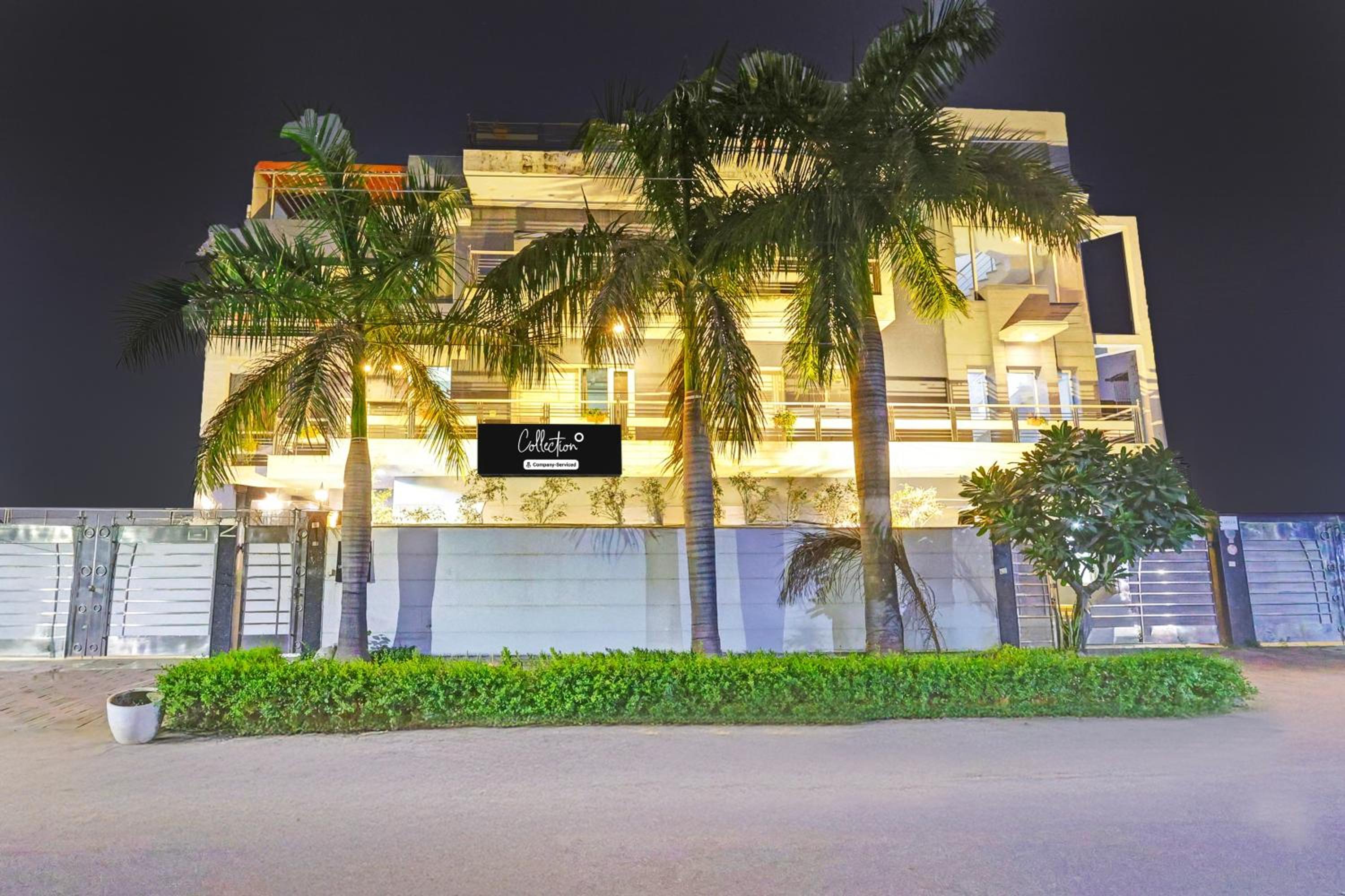 Super Townhouse Sector 49 Sohna Road
