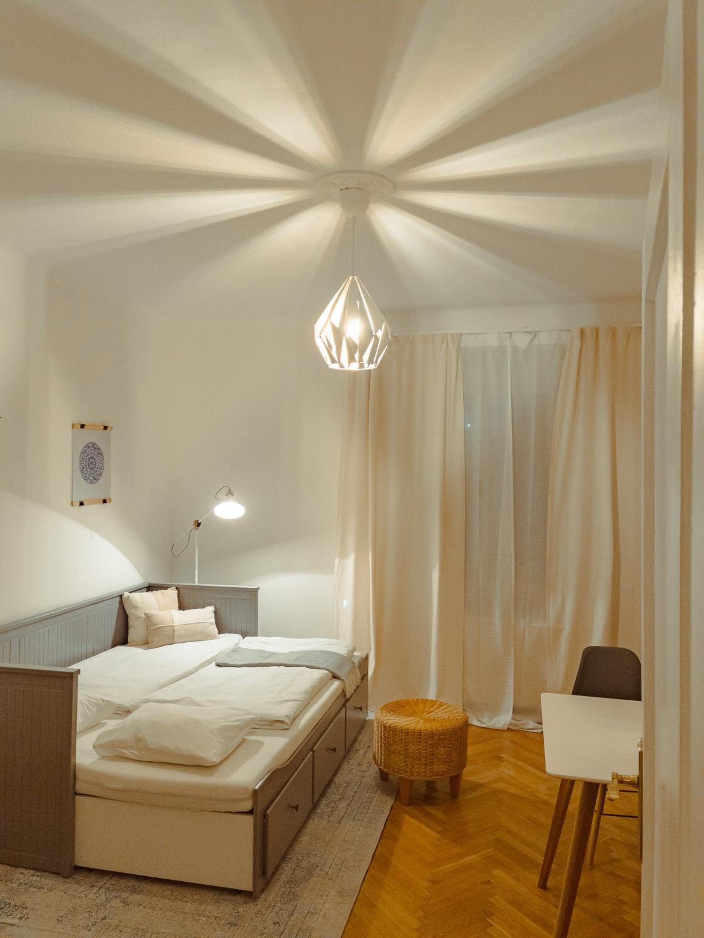 Nice Weekends Graz City Centre - Free Parking, Pets Welcome & Walk to Old Town - Mur - Kunsthaus