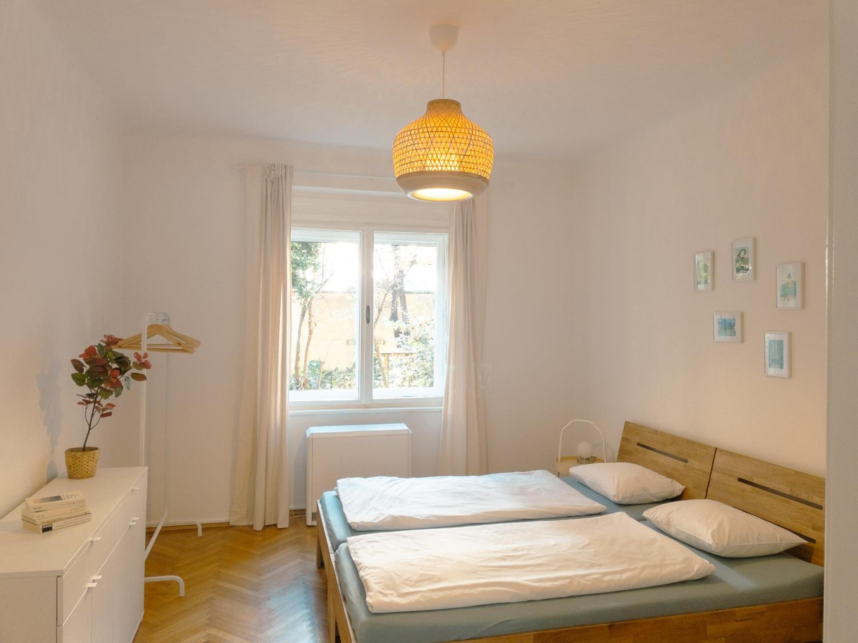 Nice Weekends Graz City Centre - Free Parking, Pets Welcome & Walk to Old Town - Mur - Kunsthaus